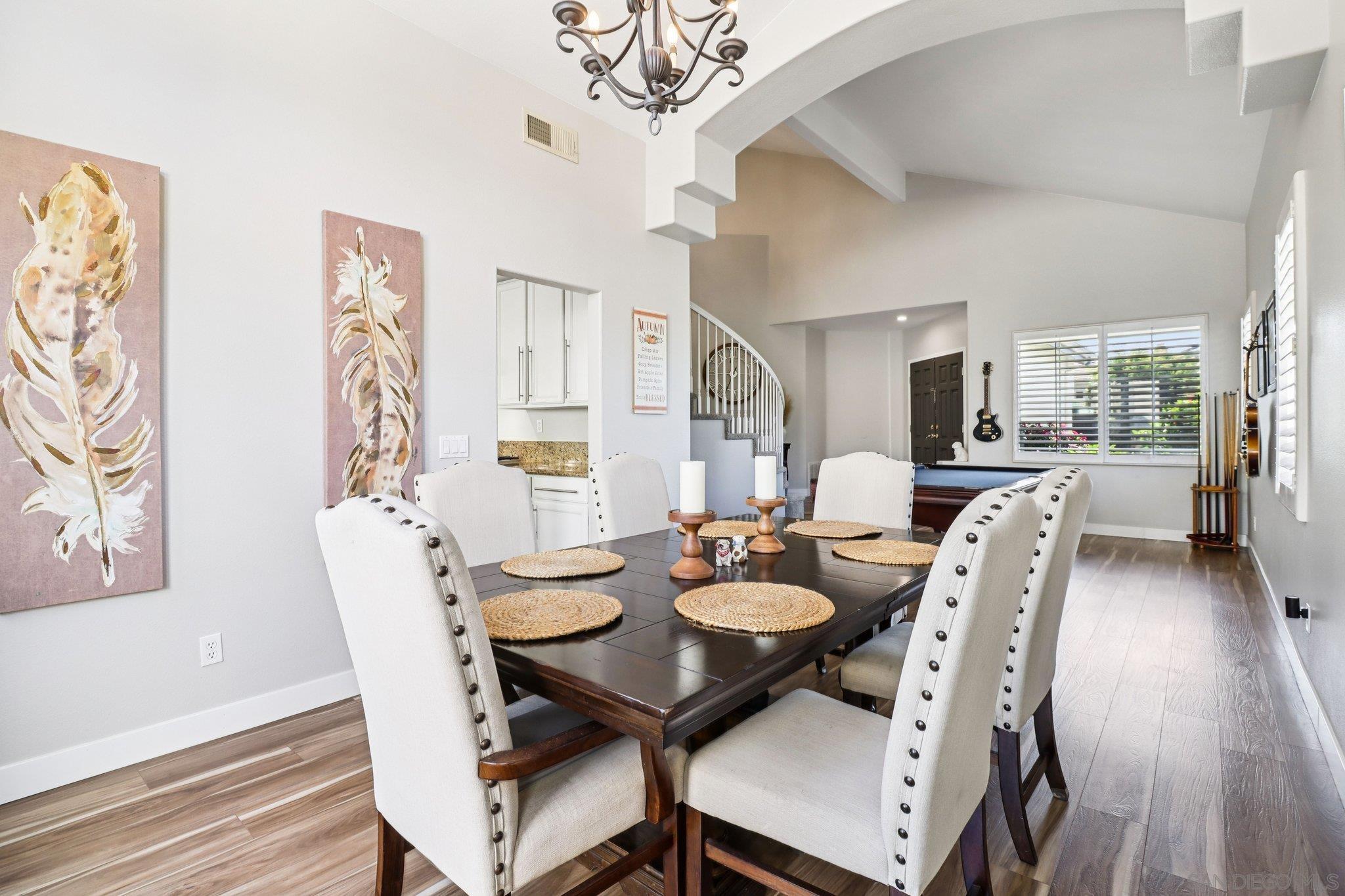 Detail Gallery Image 13 of 50 For 2904  Avenida Valera, Carlsbad,  CA 92009 - 4 Beds | 3 Baths