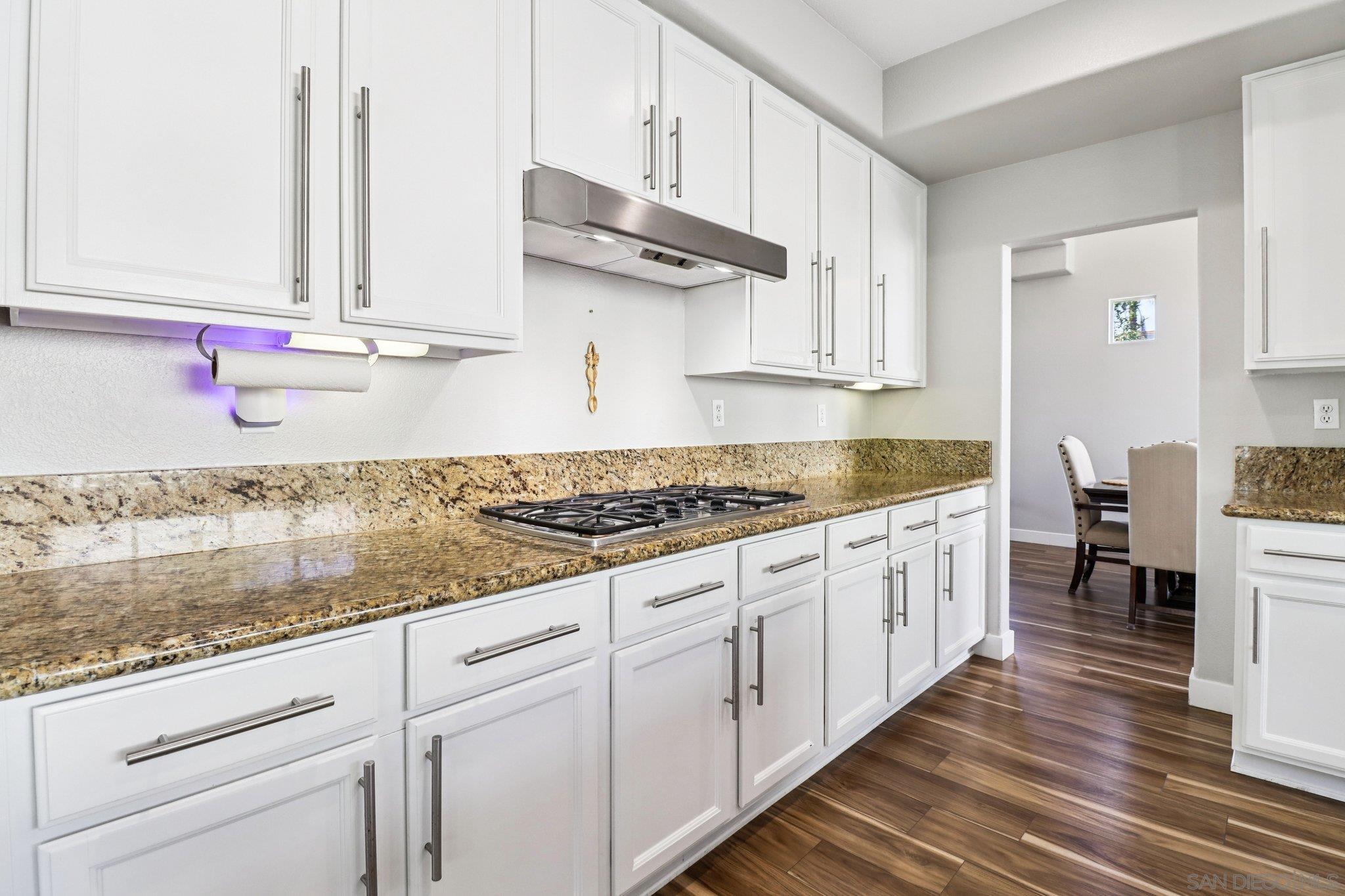 Detail Gallery Image 18 of 50 For 2904  Avenida Valera, Carlsbad,  CA 92009 - 4 Beds | 3 Baths