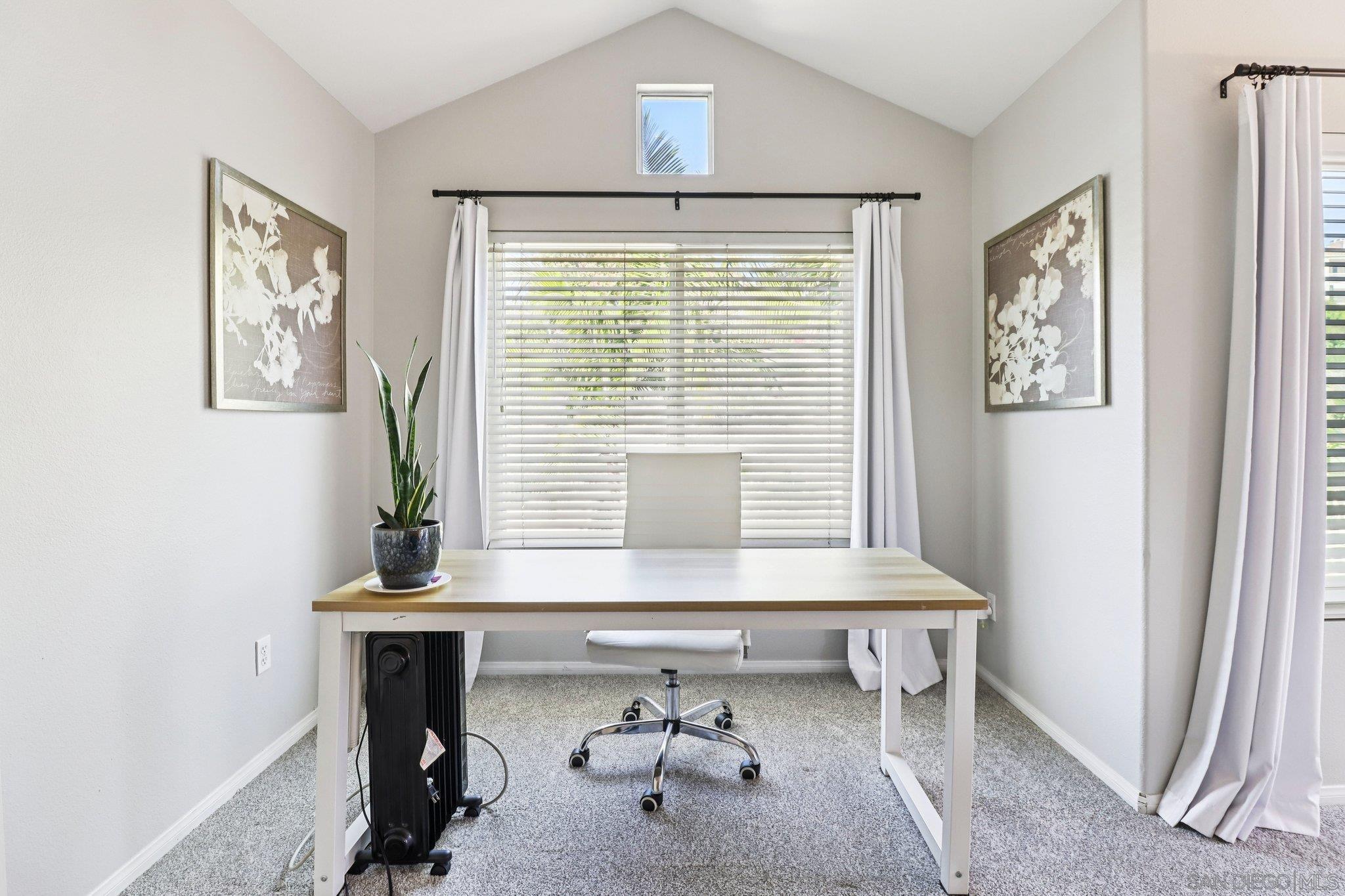 Detail Gallery Image 27 of 50 For 2904  Avenida Valera, Carlsbad,  CA 92009 - 4 Beds | 3 Baths