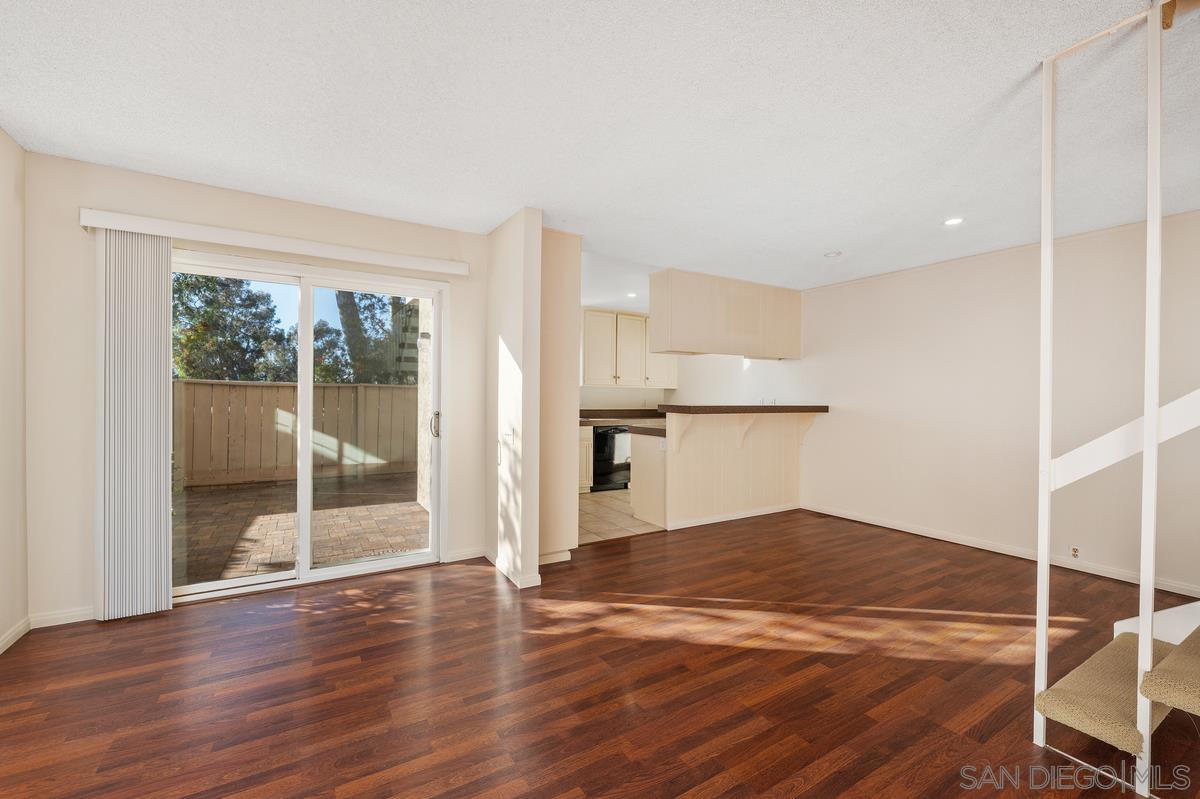 Detail Gallery Image 9 of 27 For 9640  Caminito Del Feliz, San Diego,  CA 92121 - 3 Beds | 1/1 Baths