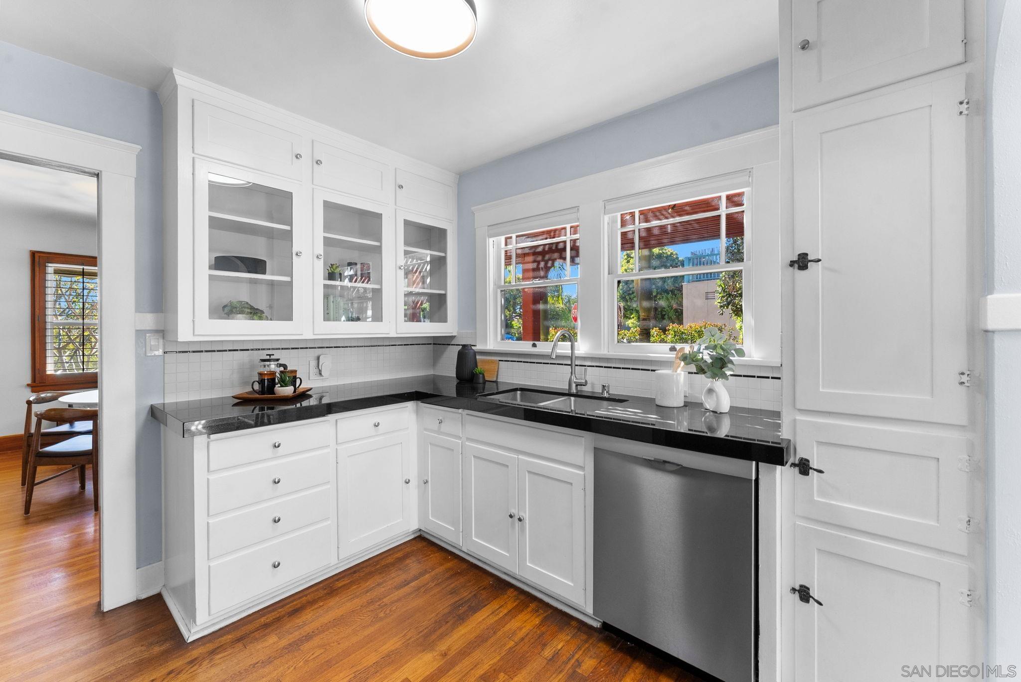 Detail Gallery Image 11 of 34 For 4202  Madison Avenue, San Diego,  CA 92116 - 3 Beds | 1 Baths