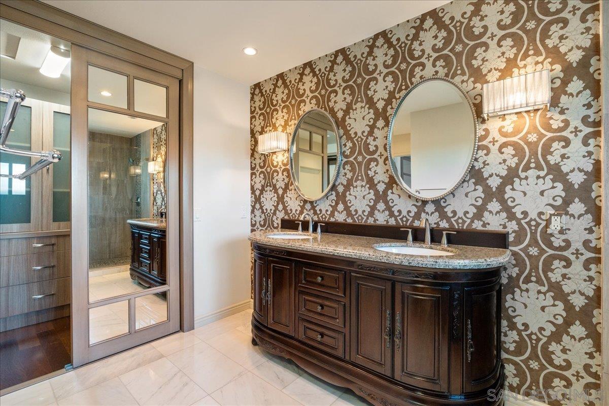 Detail Gallery Image 20 of 32 For 1496  Camino Lujan, San Diego,  CA 92111 - 3 Beds | 2/1 Baths