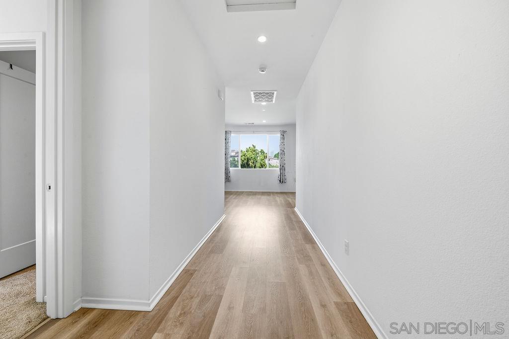 Detail Gallery Image 11 of 32 For 5270  San Bernardo Ter, San Diego,  CA 92114 - 4 Beds | 2/1 Baths