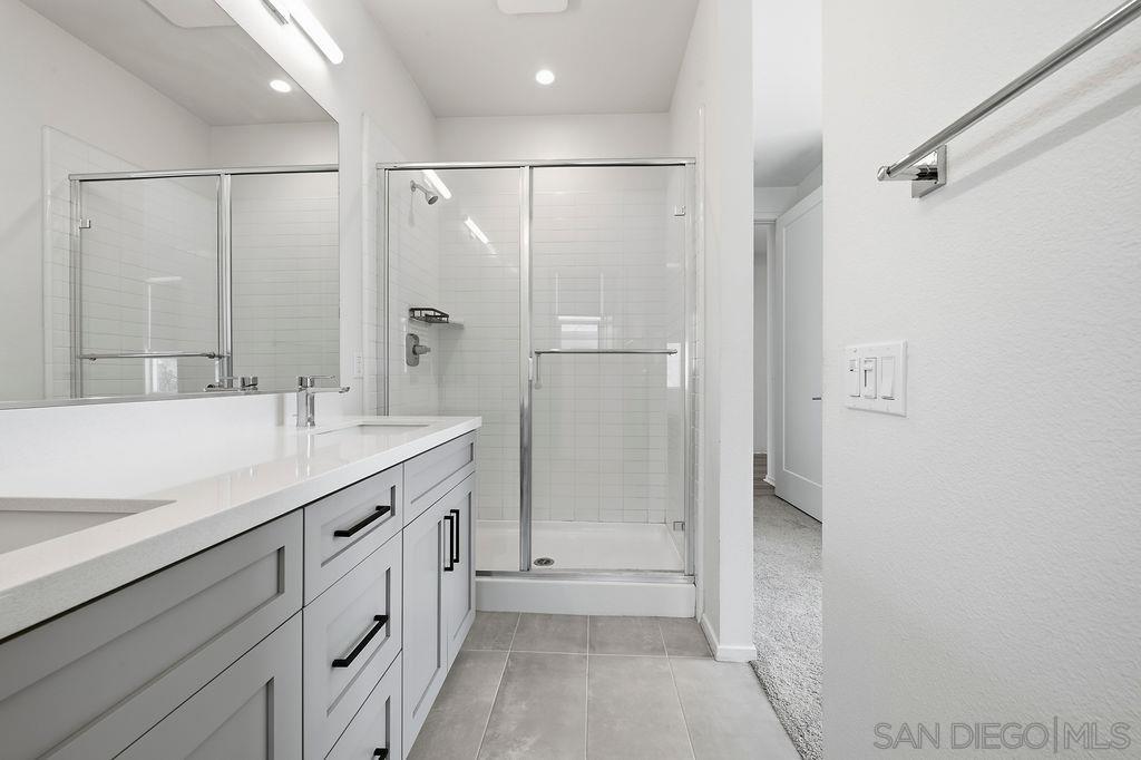 Detail Gallery Image 9 of 32 For 5270  San Bernardo Ter, San Diego,  CA 92114 - 4 Beds | 2/1 Baths