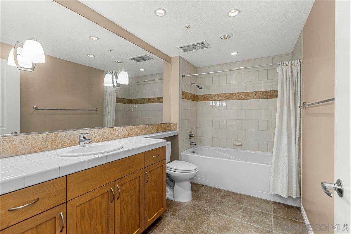 Detail Gallery Image 30 of 58 For 850  Beech St  #808,  San Diego,  CA 92101 - 2 Beds | 2 Baths