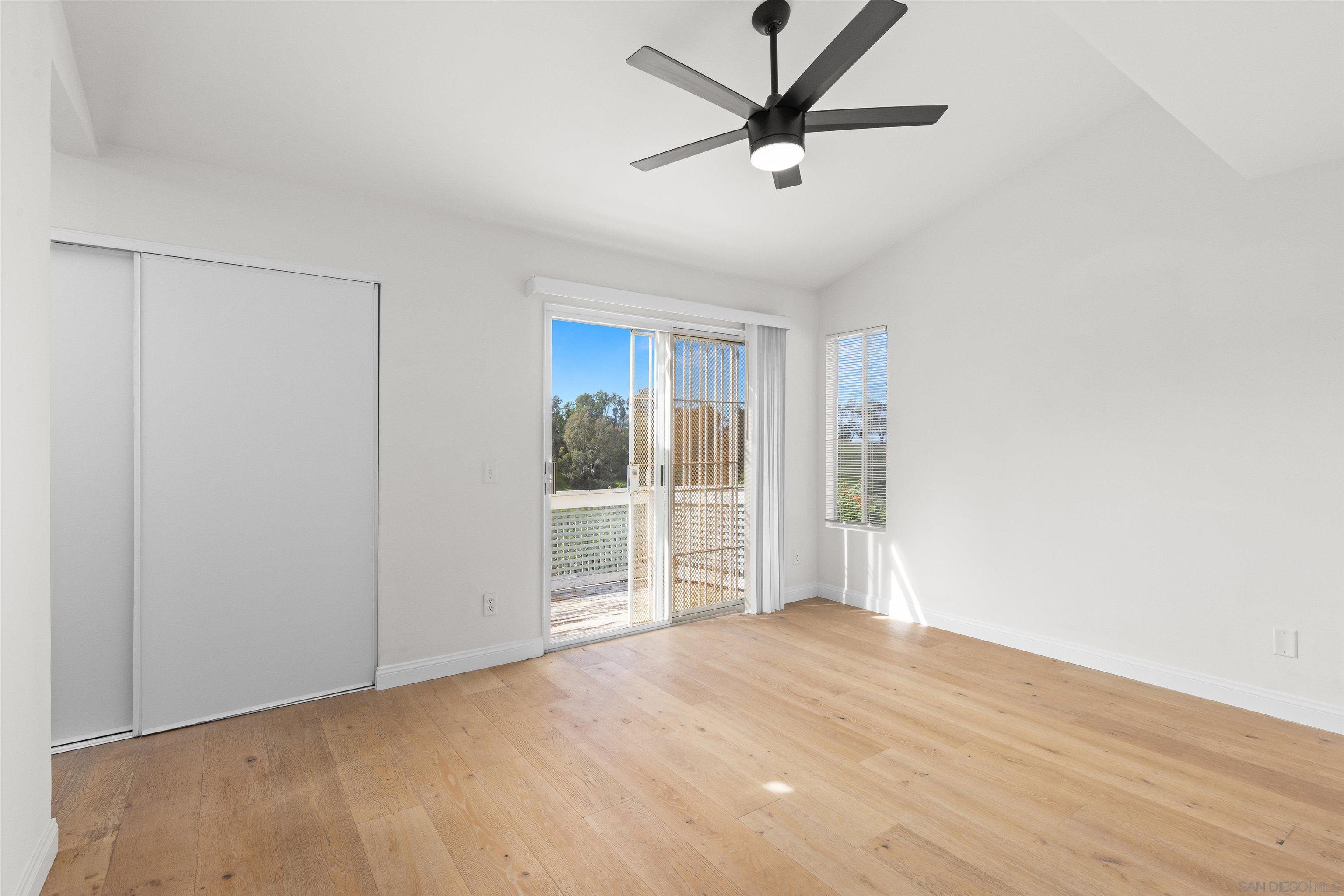 Detail Gallery Image 18 of 34 For 741  Vista Grande Way  #313,  Oceanside,  CA 92057 - 3 Beds | 2 Baths