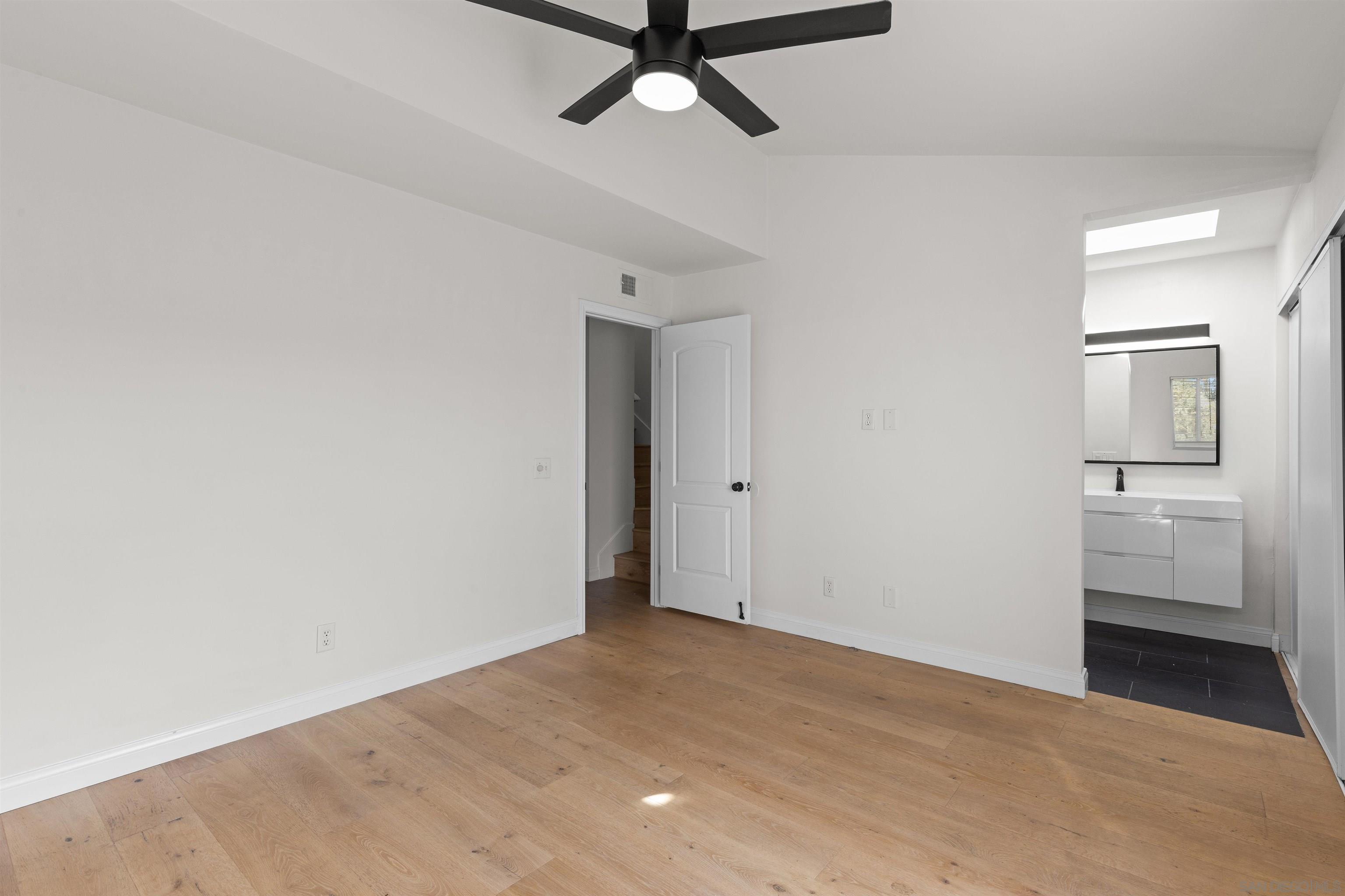 Detail Gallery Image 19 of 34 For 741  Vista Grande Way  #313,  Oceanside,  CA 92057 - 3 Beds | 2 Baths