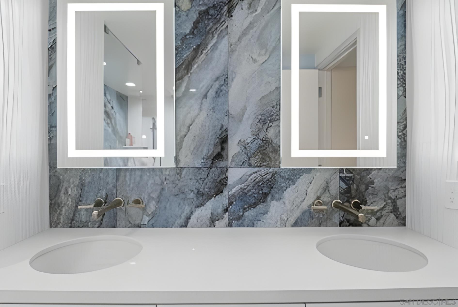 Detail Gallery Image 30 of 52 For 645  Front St  #1604,  San Diego,  CA 92101 - 1 Beds | 2 Baths