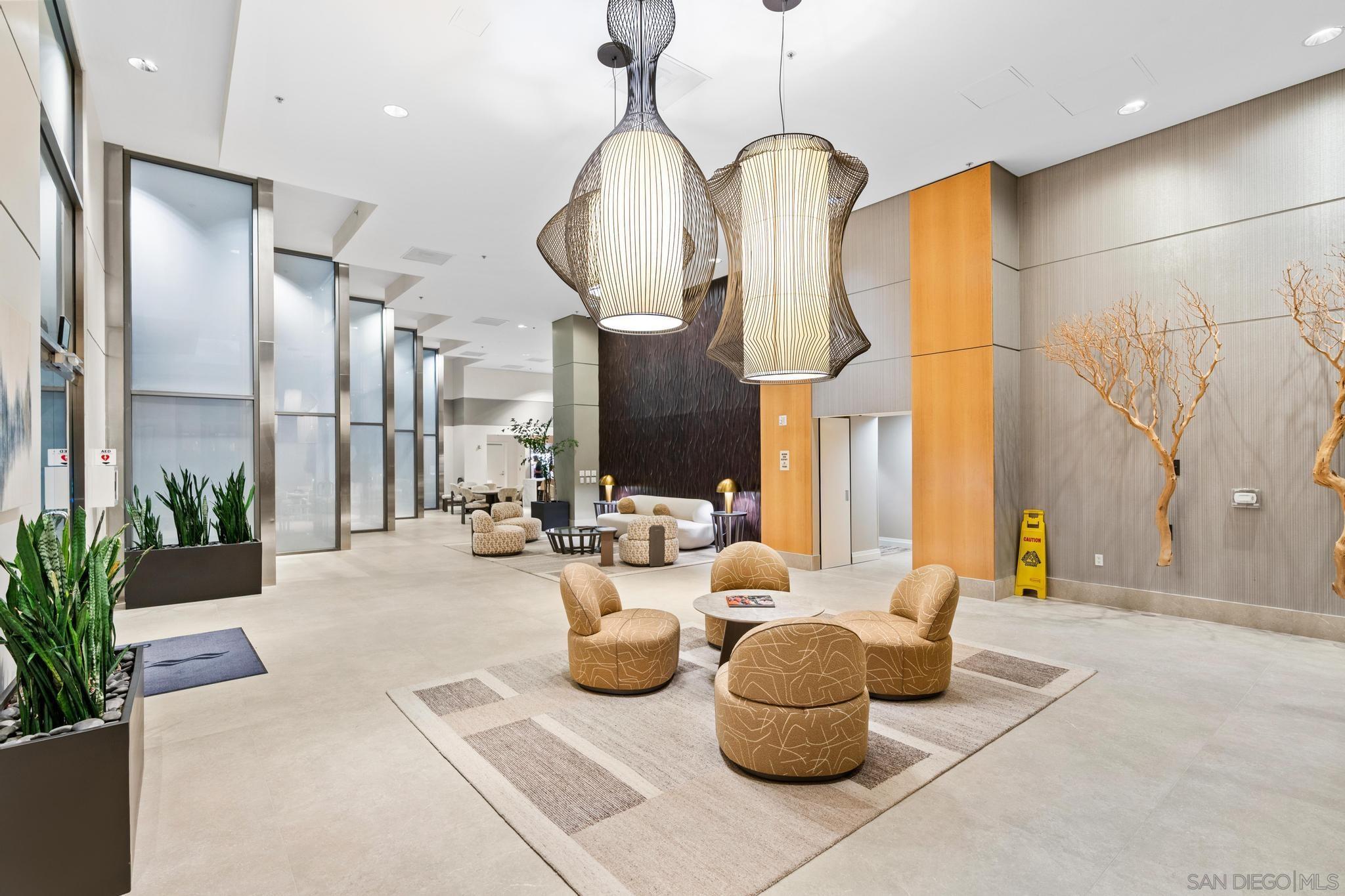 Detail Gallery Image 38 of 52 For 645  Front St  #1604,  San Diego,  CA 92101 - 1 Beds | 2 Baths