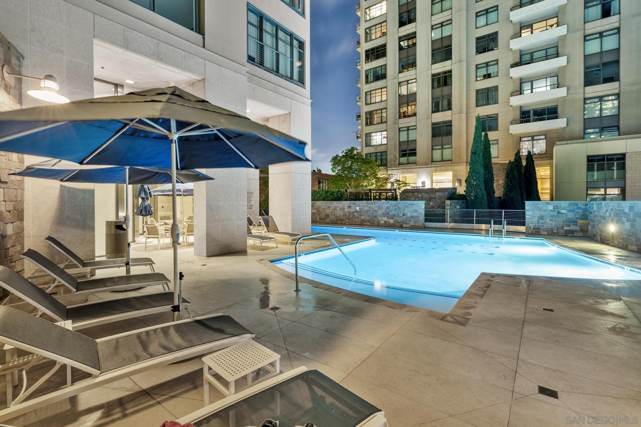 Detail Gallery Image 47 of 52 For 645  Front St  #1604,  San Diego,  CA 92101 - 1 Beds | 2 Baths