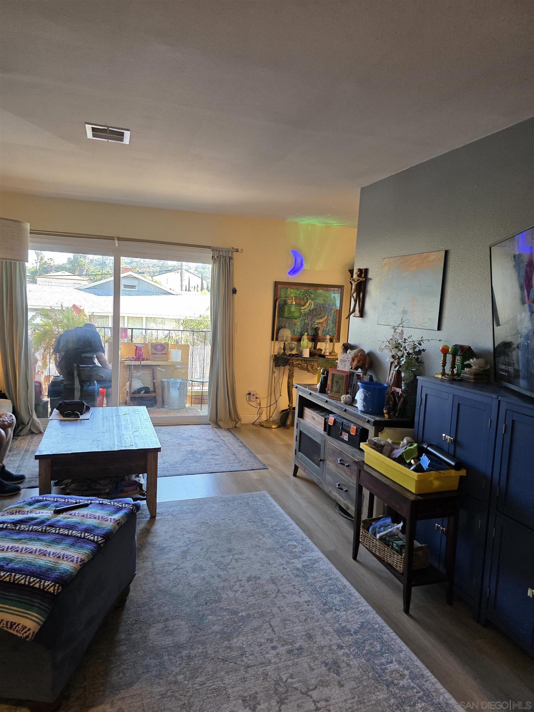 Detail Gallery Image 9 of 25 For 4231  Lowell St  #14,  La Mesa,  CA 91941 - 2 Beds | 1/1 Baths