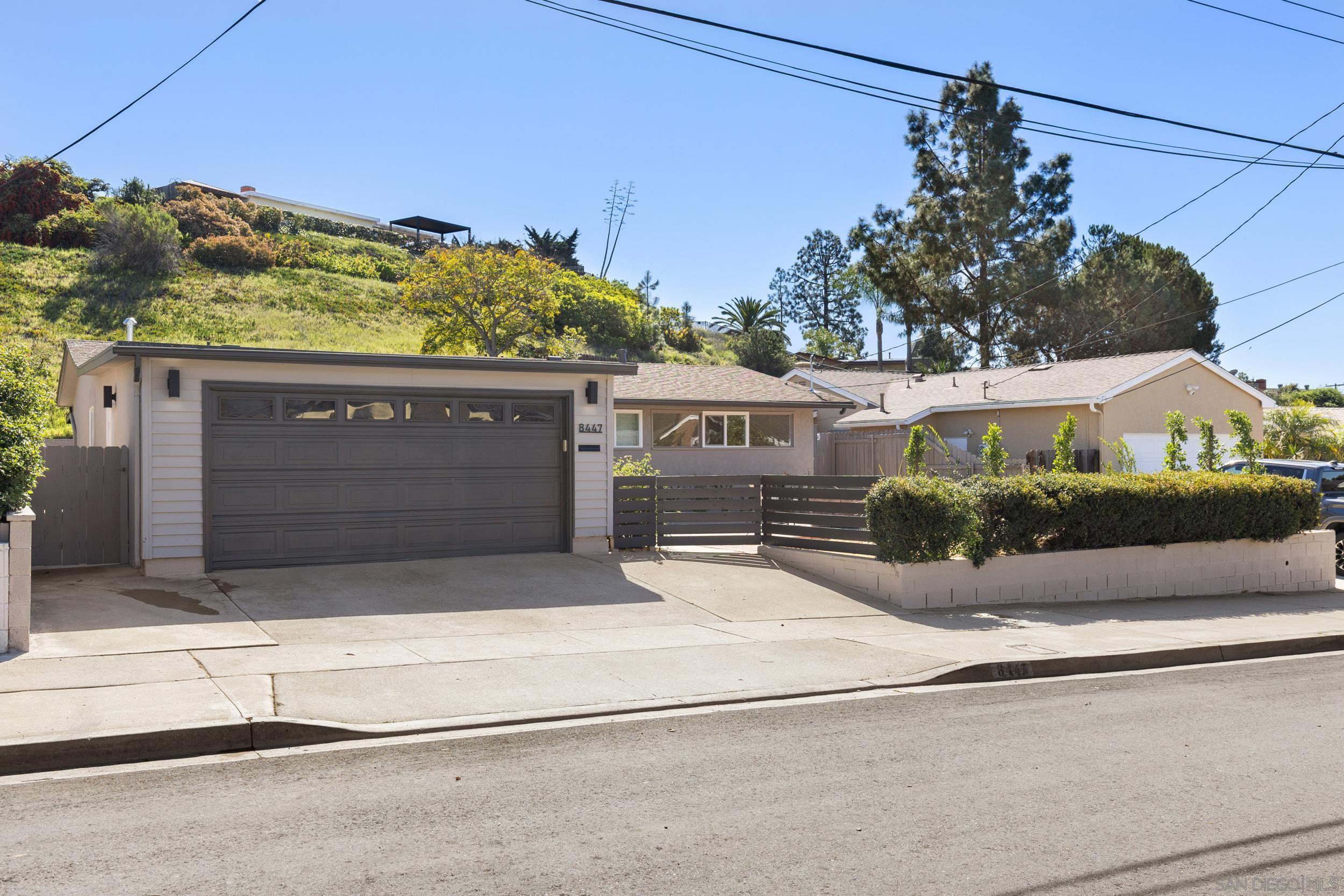 Front Image Thumbnail for SD260004683