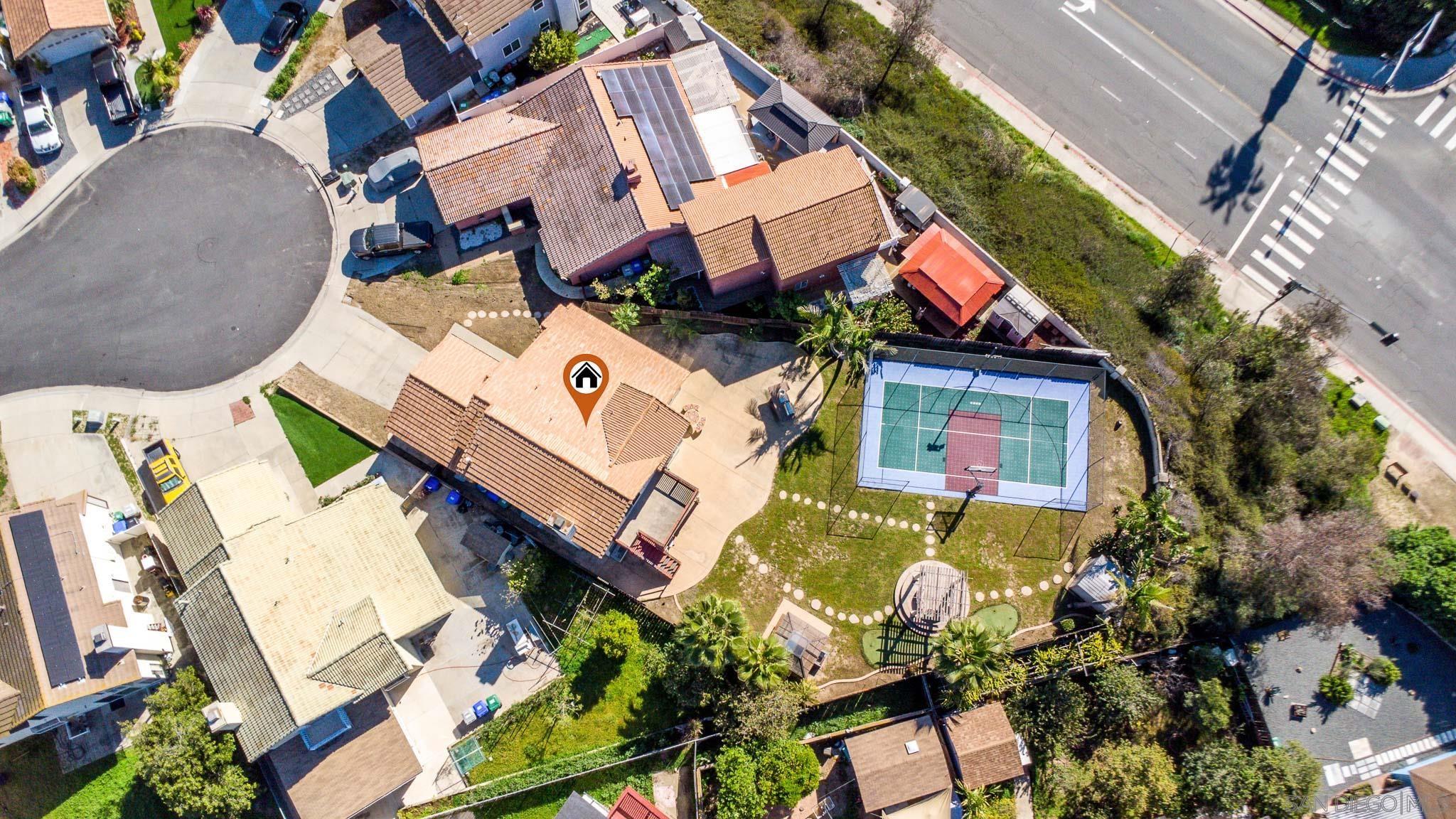 Detail Gallery Image 4 of 42 For 810  Crosspoint Ct, San Diego,  CA 92114 - 4 Beds | 3 Baths