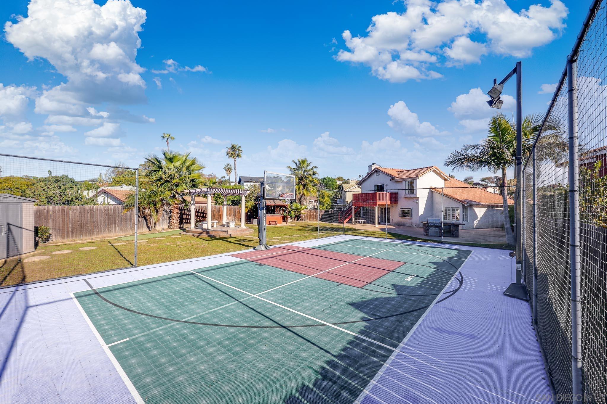 Detail Gallery Image 33 of 42 For 810  Crosspoint Ct, San Diego,  CA 92114 - 4 Beds | 3 Baths