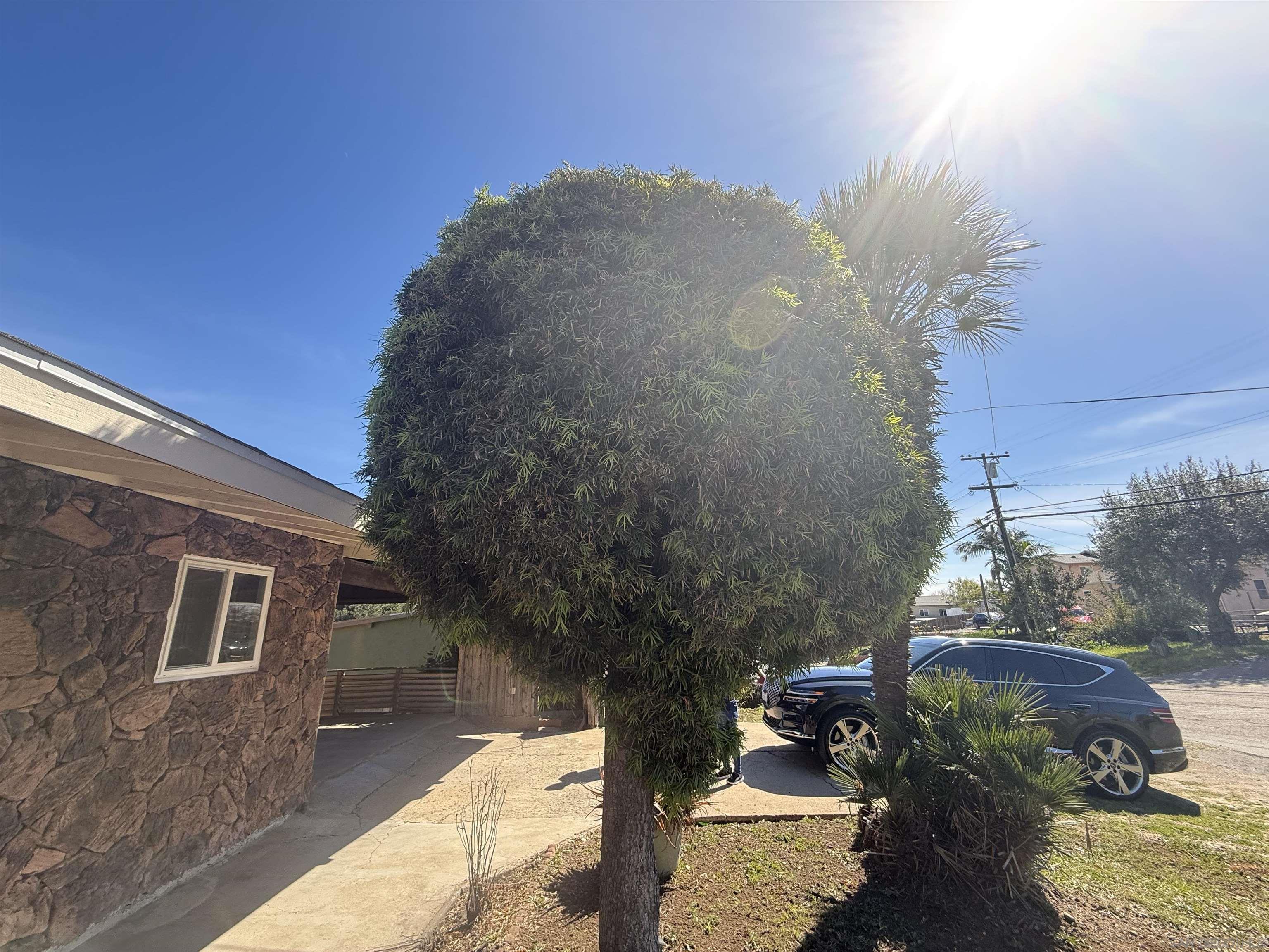 Detail Gallery Image 7 of 7 For 1939  Paradise St, San Diego,  CA 92114 - 5 Beds | 2 Baths