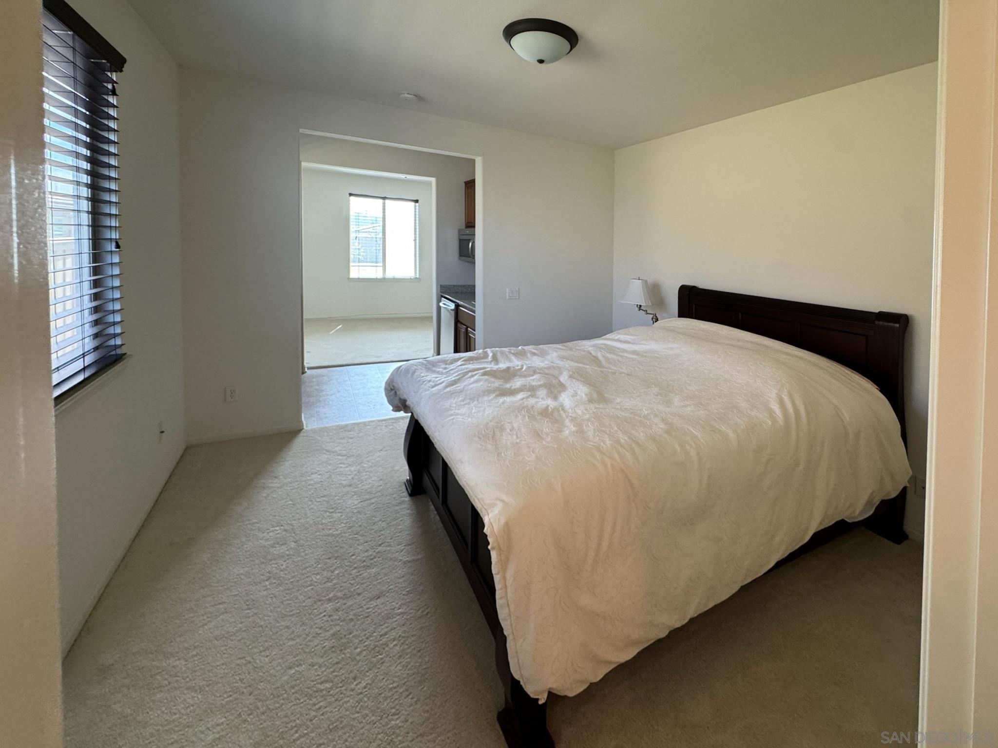 Detail Gallery Image 19 of 45 For 1926  Corte Escena, Chula Vista,  CA 91914 - 5 Beds | 3/1 Baths