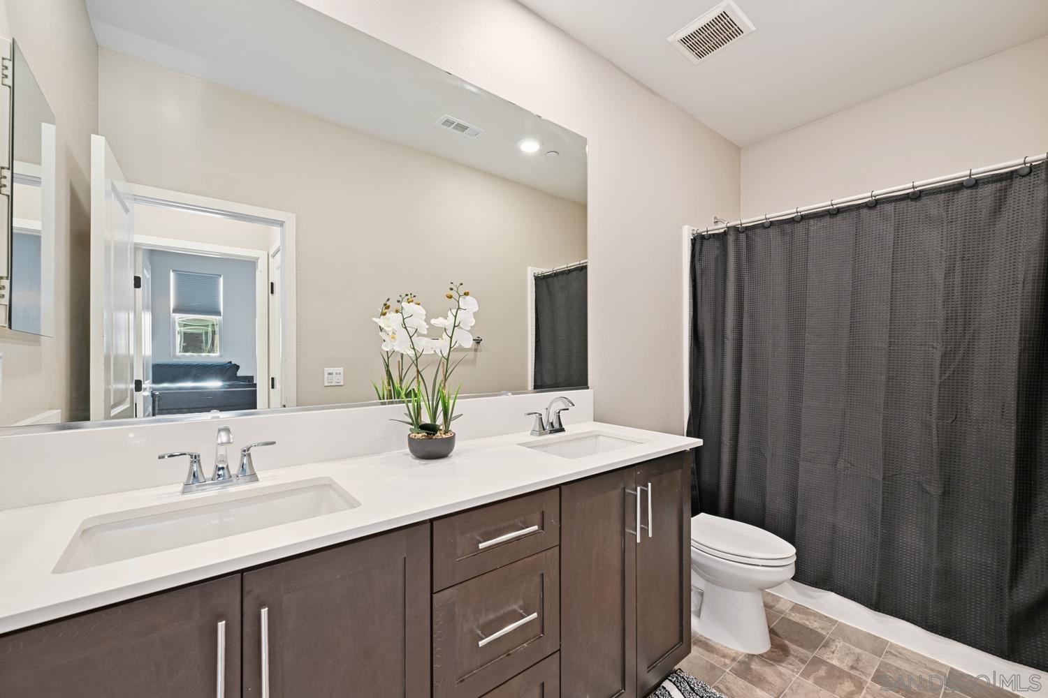 Detail Gallery Image 15 of 27 For 1830  Ascella Dr  #6,  Chula Vista,  CA 91915 - 4 Beds | 3/1 Baths