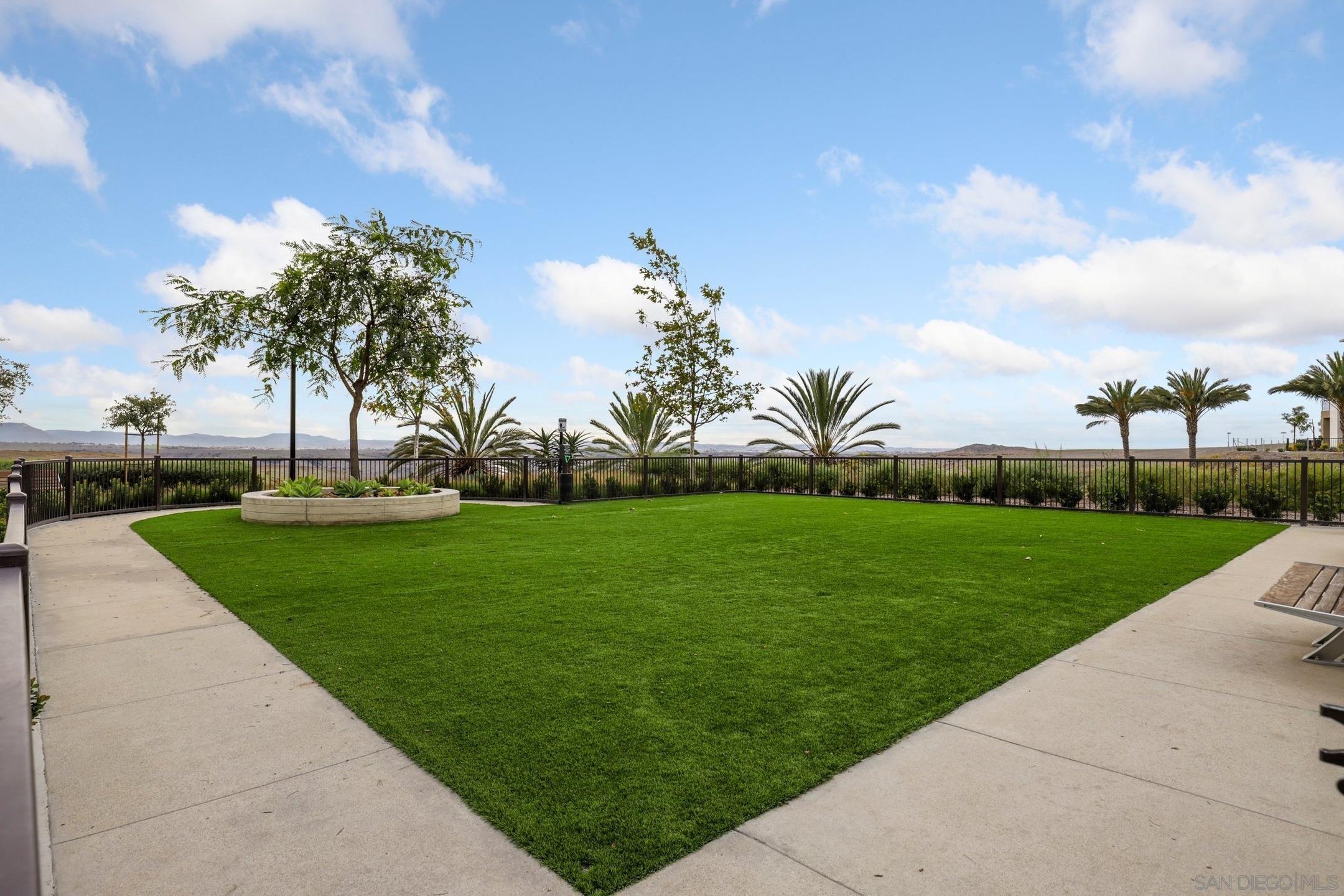 Detail Gallery Image 20 of 27 For 1830  Ascella Dr  #6,  Chula Vista,  CA 91915 - 4 Beds | 3/1 Baths
