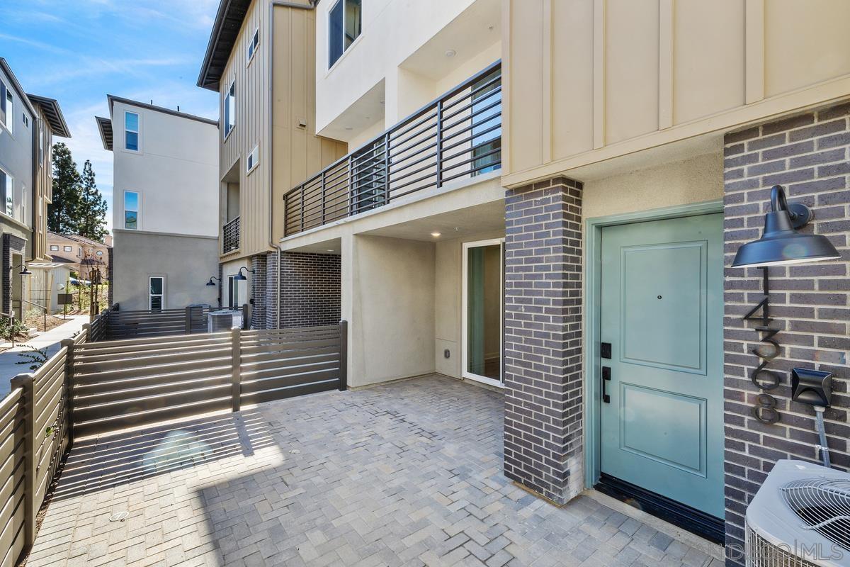 Front Image Thumbnail for SD260004694