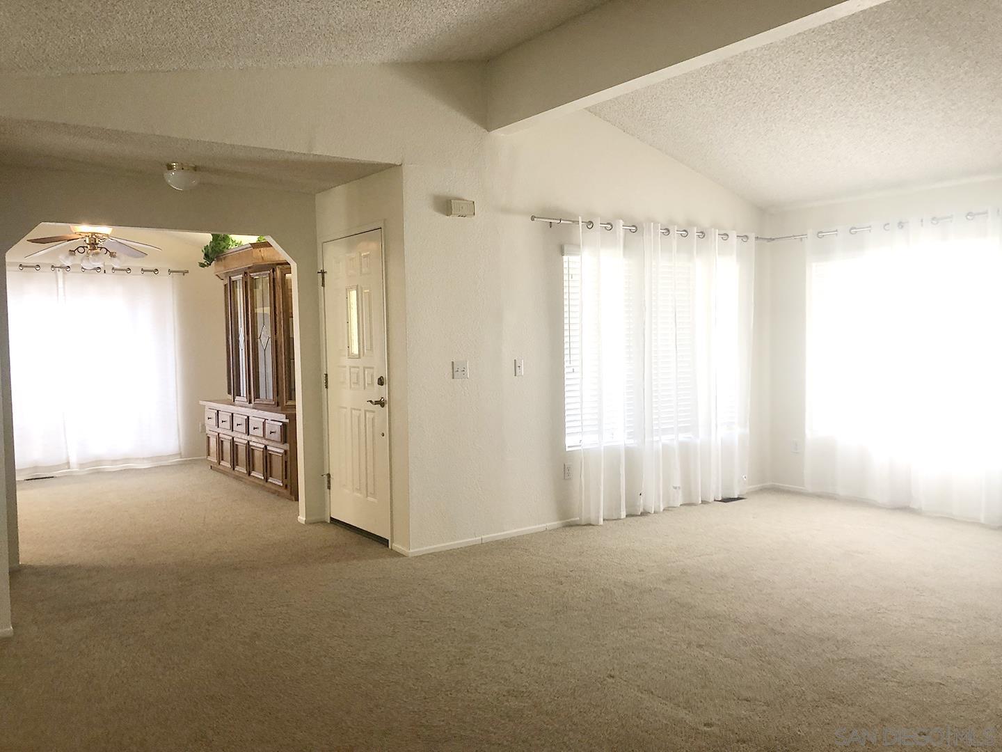 Detail Gallery Image 4 of 12 For 3449  Don Carlos Drive, Carlsbad,  CA 92010 - 3 Beds | 2 Baths