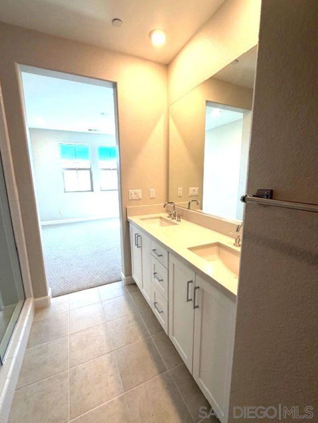 Detail Gallery Image 18 of 51 For 12486  Miranda Way, San Diego,  CA 92129 - 4 Beds | 3 Baths