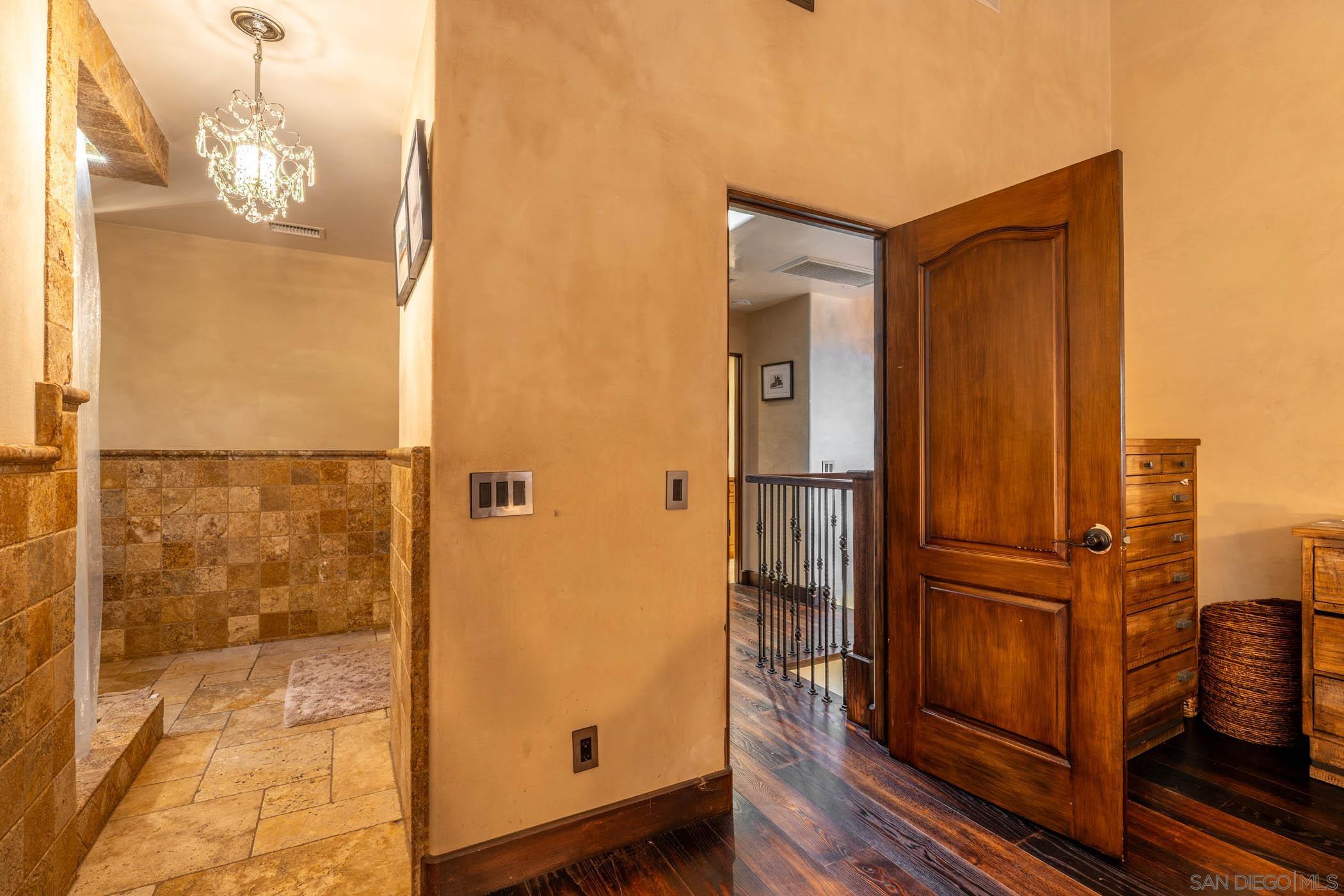 Detail Gallery Image 12 of 40 For 175  Maple Ave  #4,  Carlsbad,  CA 92008 - 2 Beds | 2/1 Baths