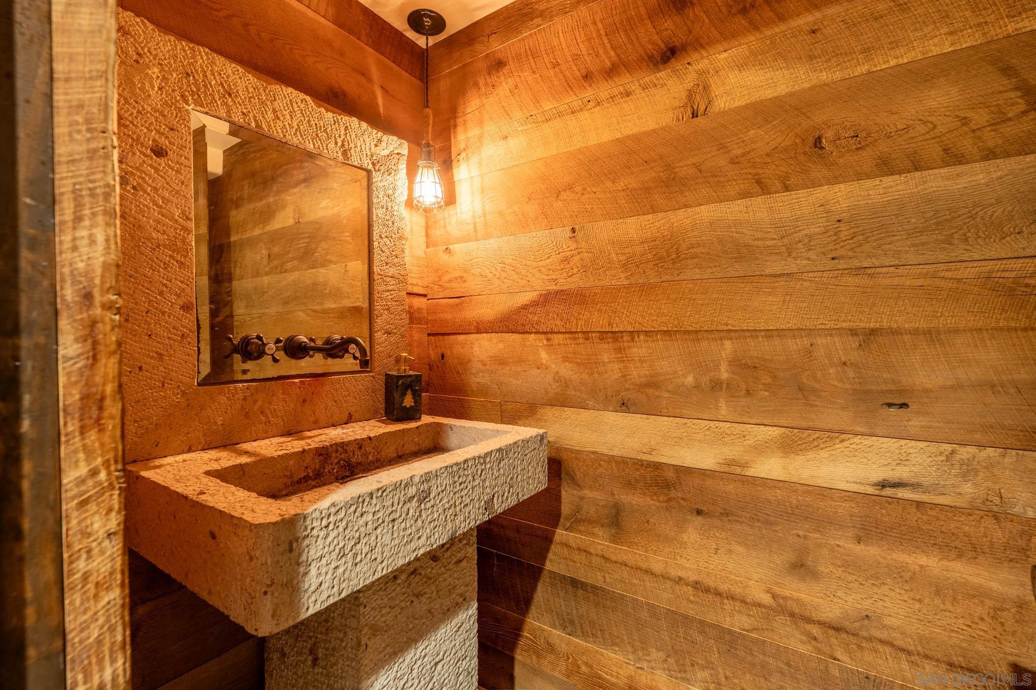 Detail Gallery Image 22 of 40 For 175  Maple Ave  #4,  Carlsbad,  CA 92008 - 2 Beds | 2/1 Baths