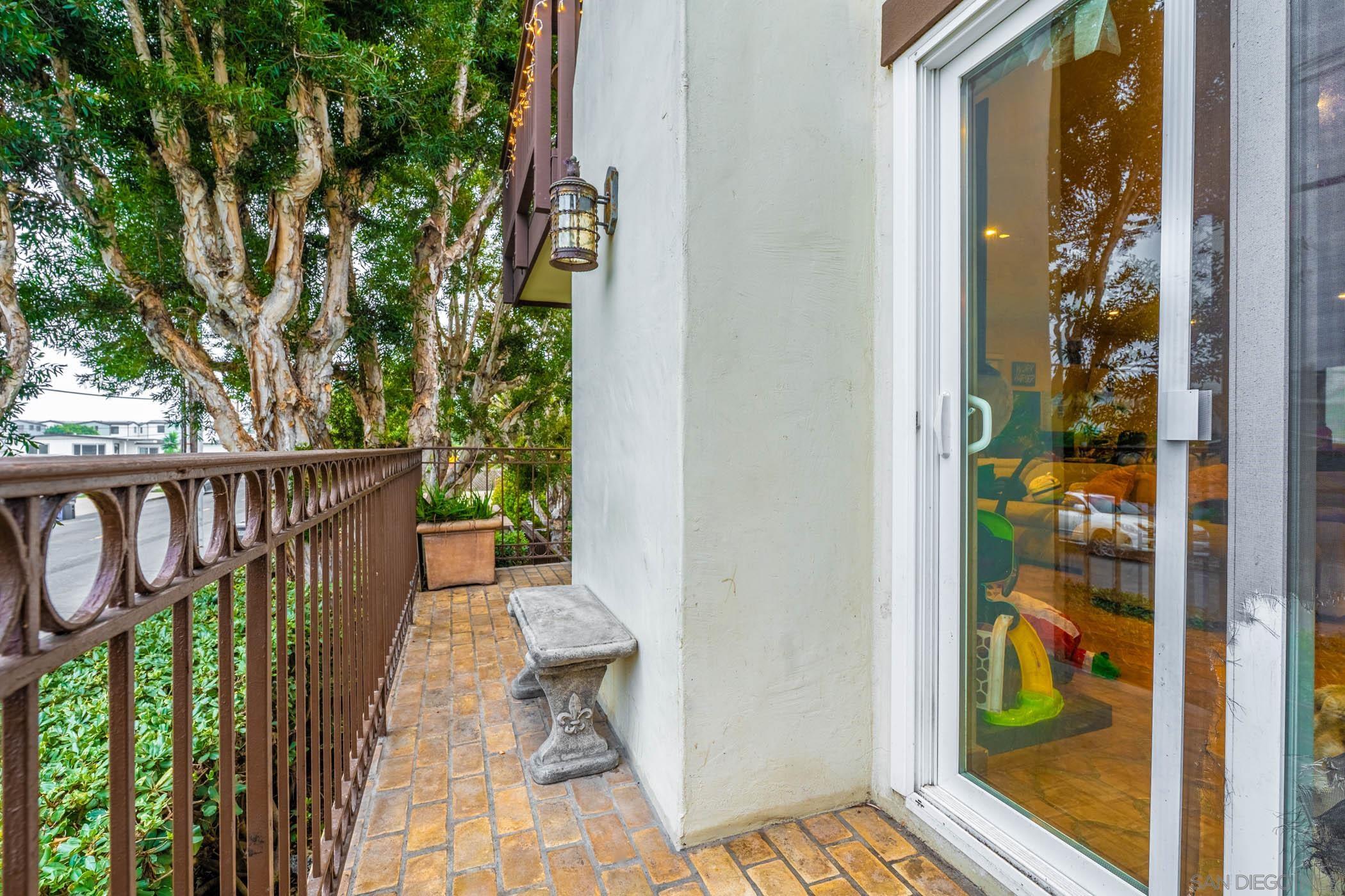 Detail Gallery Image 23 of 40 For 175  Maple Ave  #4,  Carlsbad,  CA 92008 - 2 Beds | 2/1 Baths