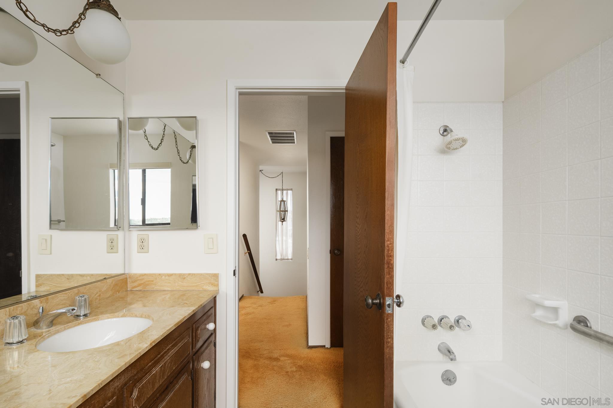 Detail Gallery Image 26 of 44 For 2712  Mateo Pl, Carlsbad,  CA 92009 - 3 Beds | 2/1 Baths