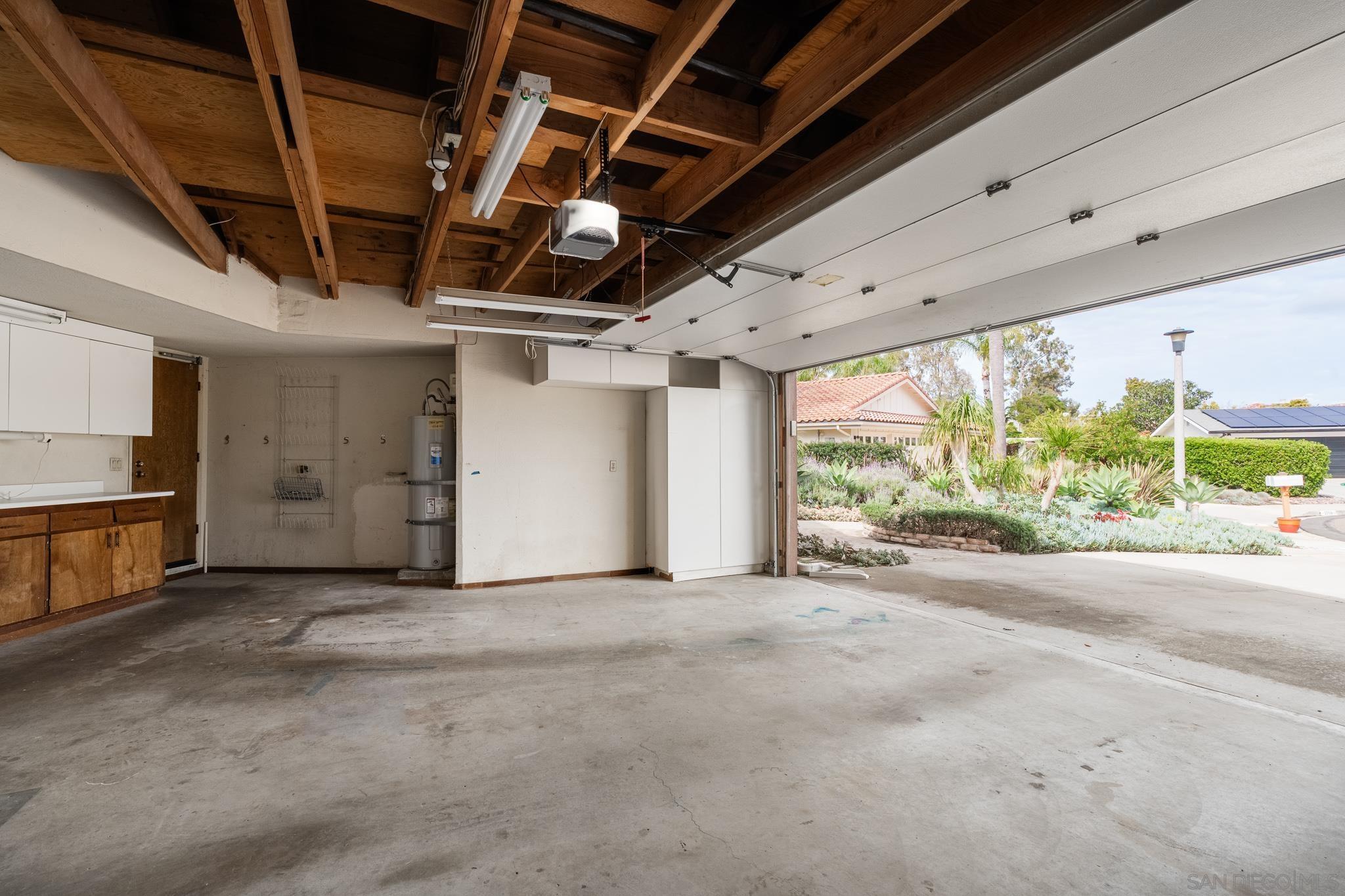 Detail Gallery Image 29 of 44 For 2712  Mateo Pl, Carlsbad,  CA 92009 - 3 Beds | 2/1 Baths