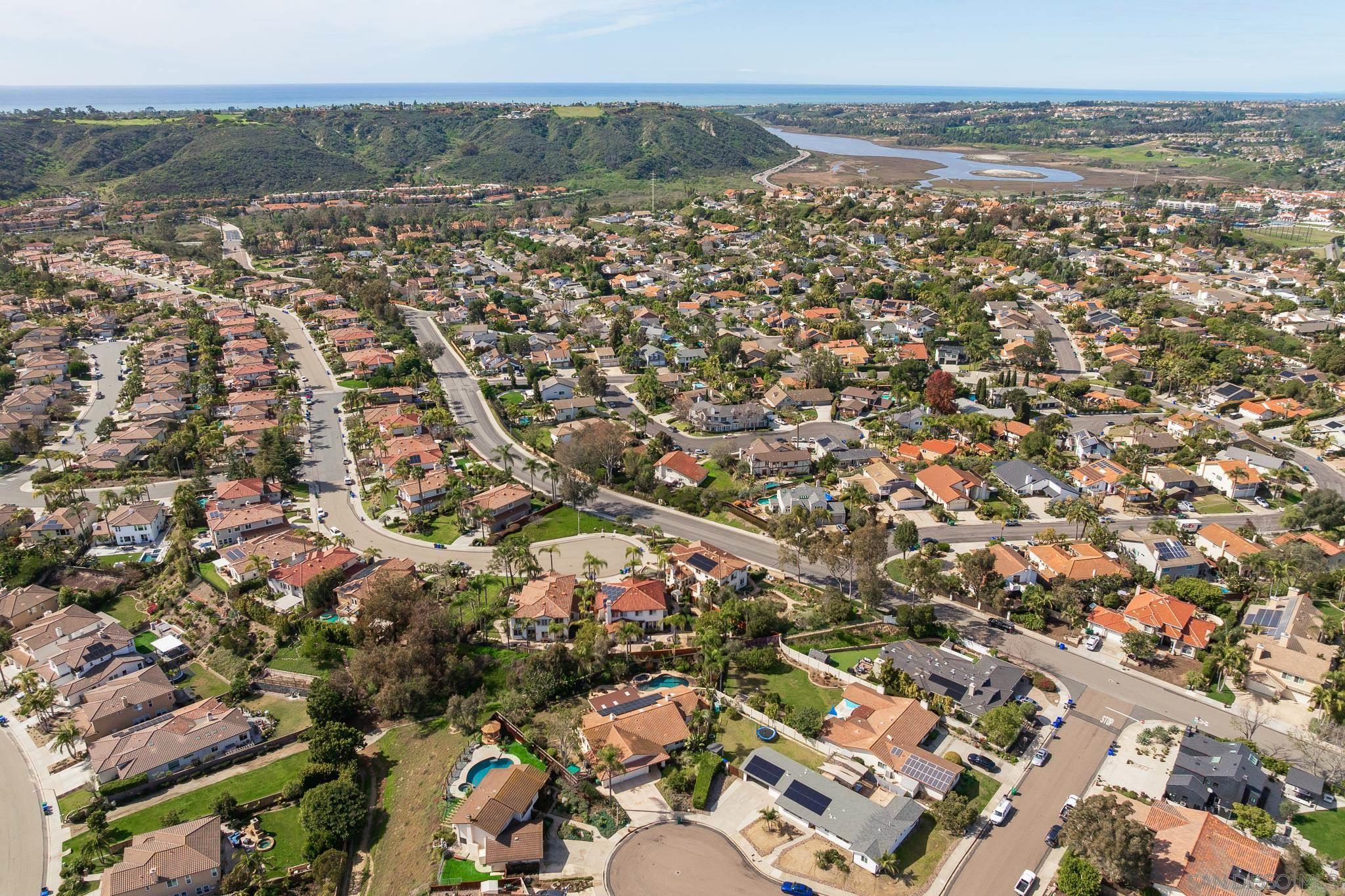 Detail Gallery Image 38 of 44 For 2712  Mateo Pl, Carlsbad,  CA 92009 - 3 Beds | 2/1 Baths