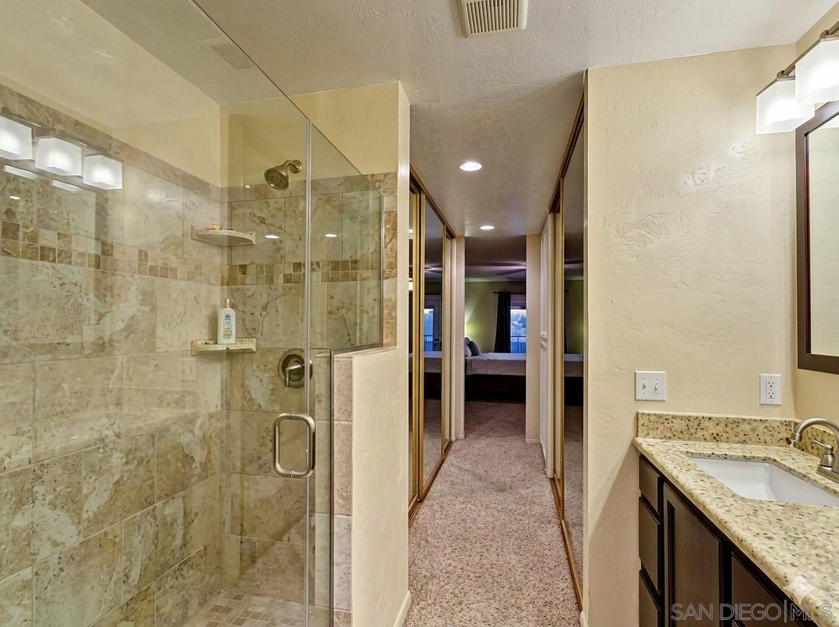 Detail Gallery Image 17 of 35 For 731  Concerto Glen, Escondido,  CA 92025 - 3 Beds | 2/1 Baths