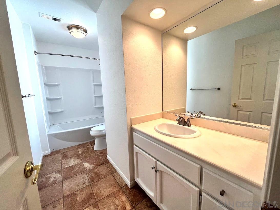 Detail Gallery Image 19 of 35 For 731  Concerto Glen, Escondido,  CA 92025 - 3 Beds | 2/1 Baths