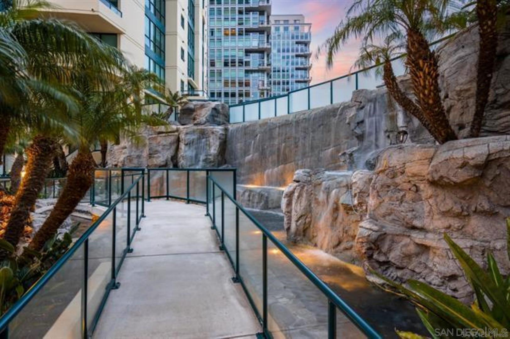 Detail Gallery Image 34 of 42 For 160 W Island Ave, San Diego,  CA 92101 - 3 Beds | 2/1 Baths