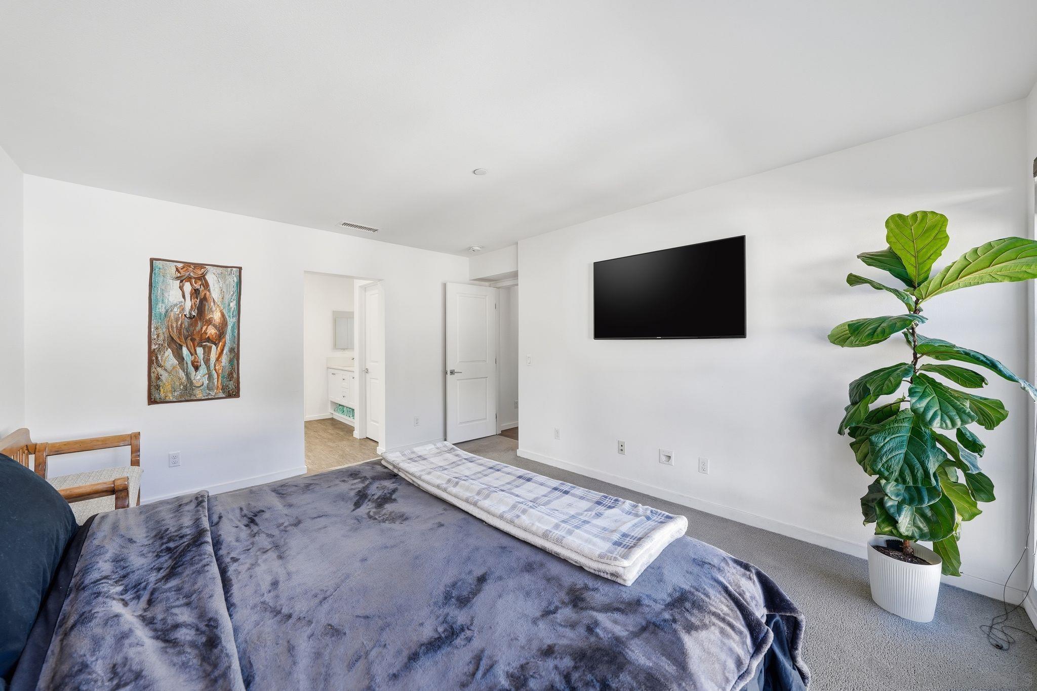 Detail Gallery Image 13 of 55 For 8337  Summit Way, San Diego,  CA 92108 - 3 Beds | 3/1 Baths