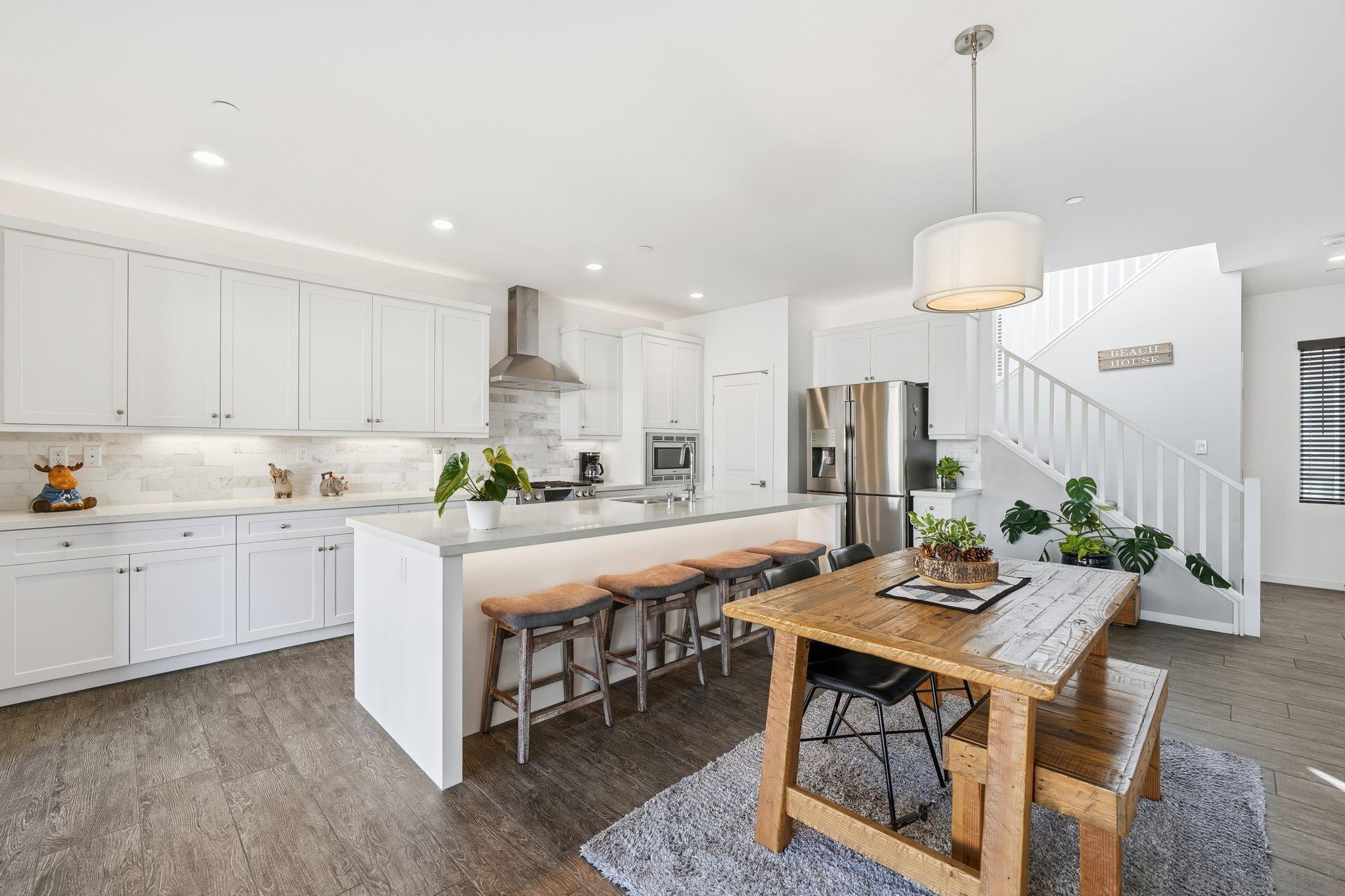 Detail Gallery Image 39 of 55 For 8337  Summit Way, San Diego,  CA 92108 - 3 Beds | 3/1 Baths