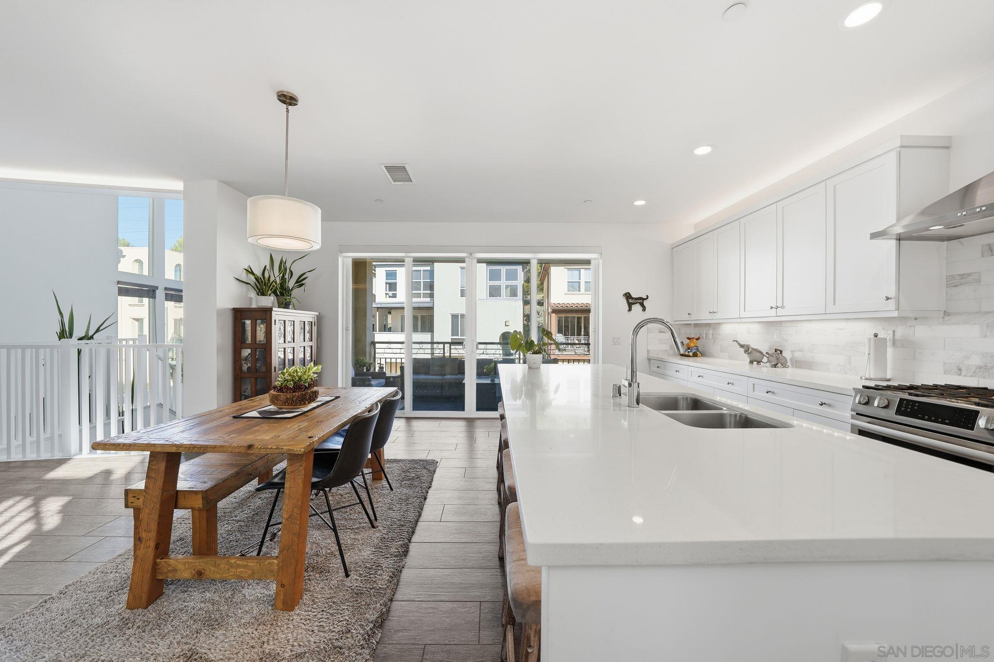 Detail Gallery Image 54 of 55 For 8337  Summit Way, San Diego,  CA 92108 - 3 Beds | 3/1 Baths