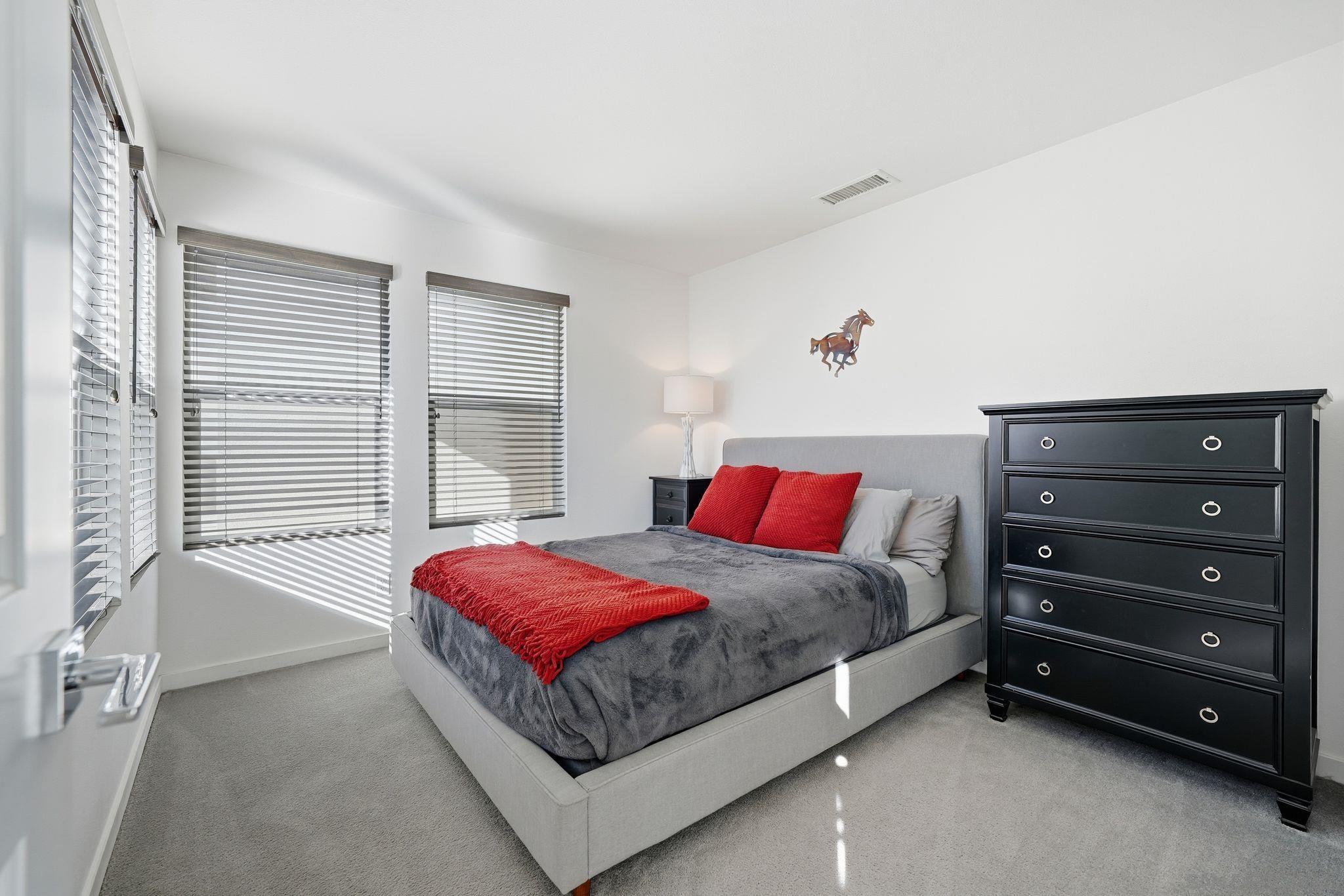 Detail Gallery Image 10 of 55 For 8337  Summit Way, San Diego,  CA 92108 - 3 Beds | 3/1 Baths