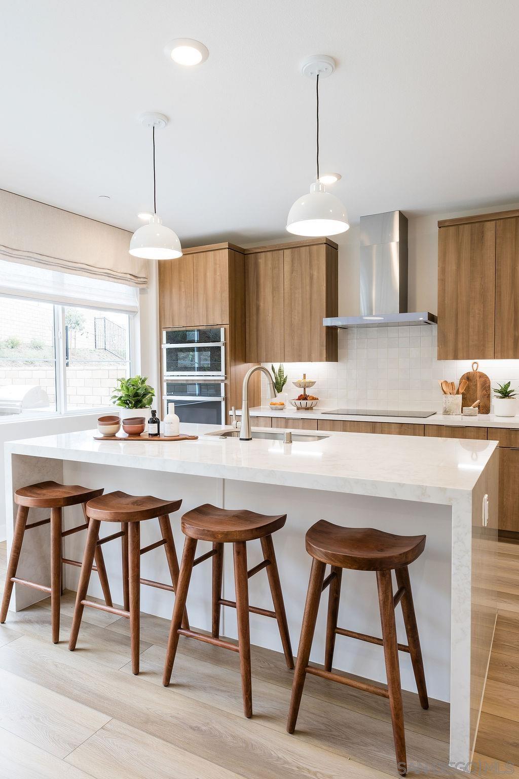 Detail Gallery Image 6 of 30 For 722  Miravar Place Lot 4  #LOT 4,  Vista,  CA 92081 - 4 Beds | 3 Baths