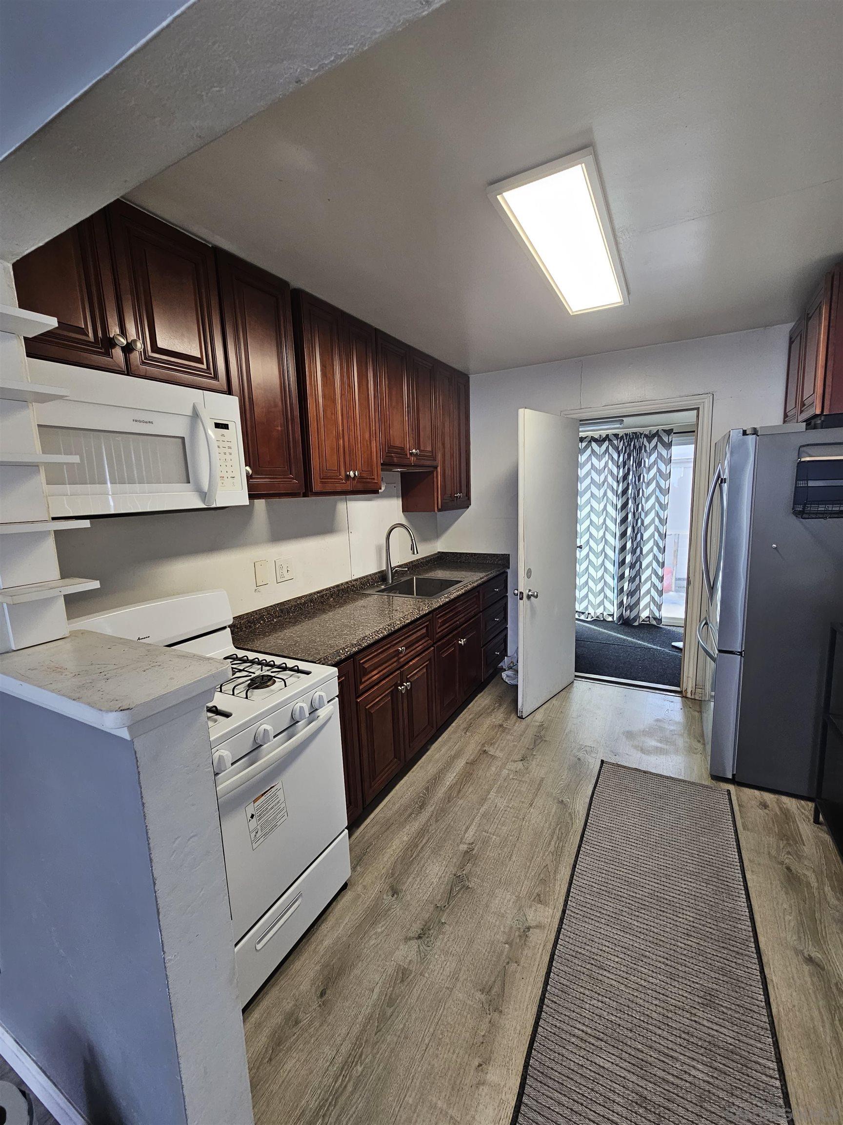 Detail Gallery Image 13 of 36 For 224  53rd, San Diego,  CA 92114 - 2 Beds | 1 Baths