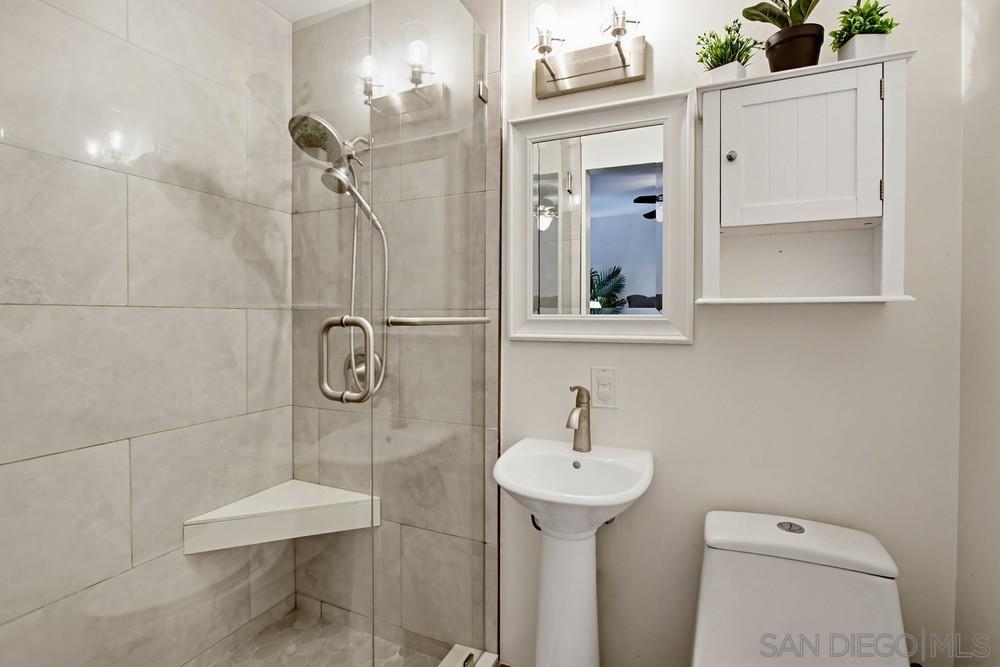 Detail Gallery Image 17 of 46 For 11038  Larkridge St, Santee,  CA 92071 - 3 Beds | 2 Baths