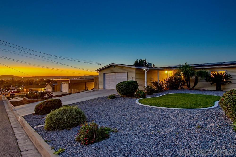 Detail Gallery Image 4 of 46 For 11038  Larkridge St, Santee,  CA 92071 - 3 Beds | 2 Baths