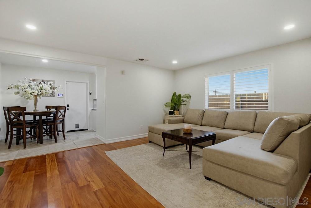 Detail Gallery Image 6 of 46 For 11038  Larkridge St, Santee,  CA 92071 - 3 Beds | 2 Baths