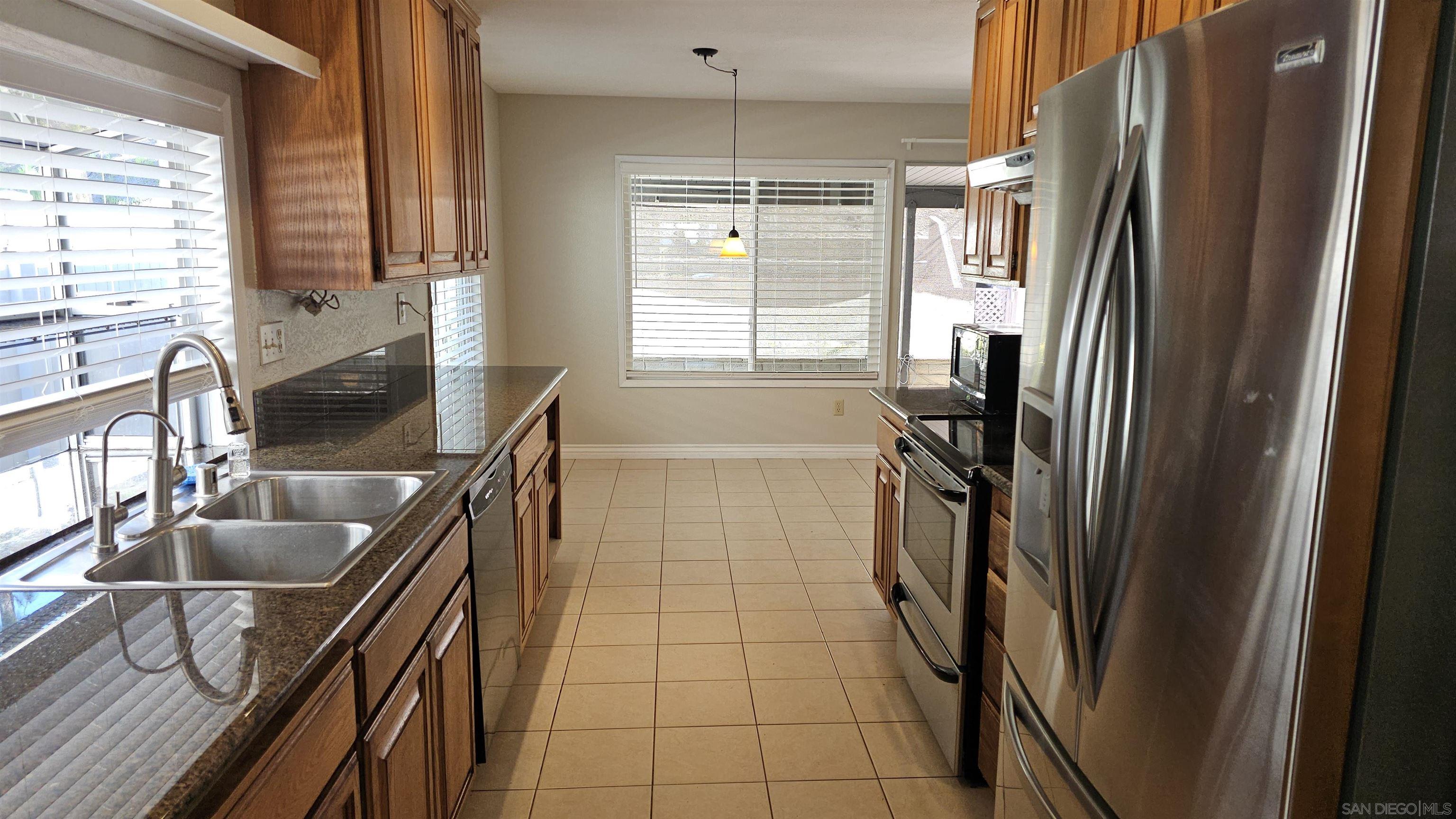 Detail Gallery Image 16 of 43 For 13079  War Bonnet St, San Diego,  CA 92129 - 4 Beds | 2 Baths