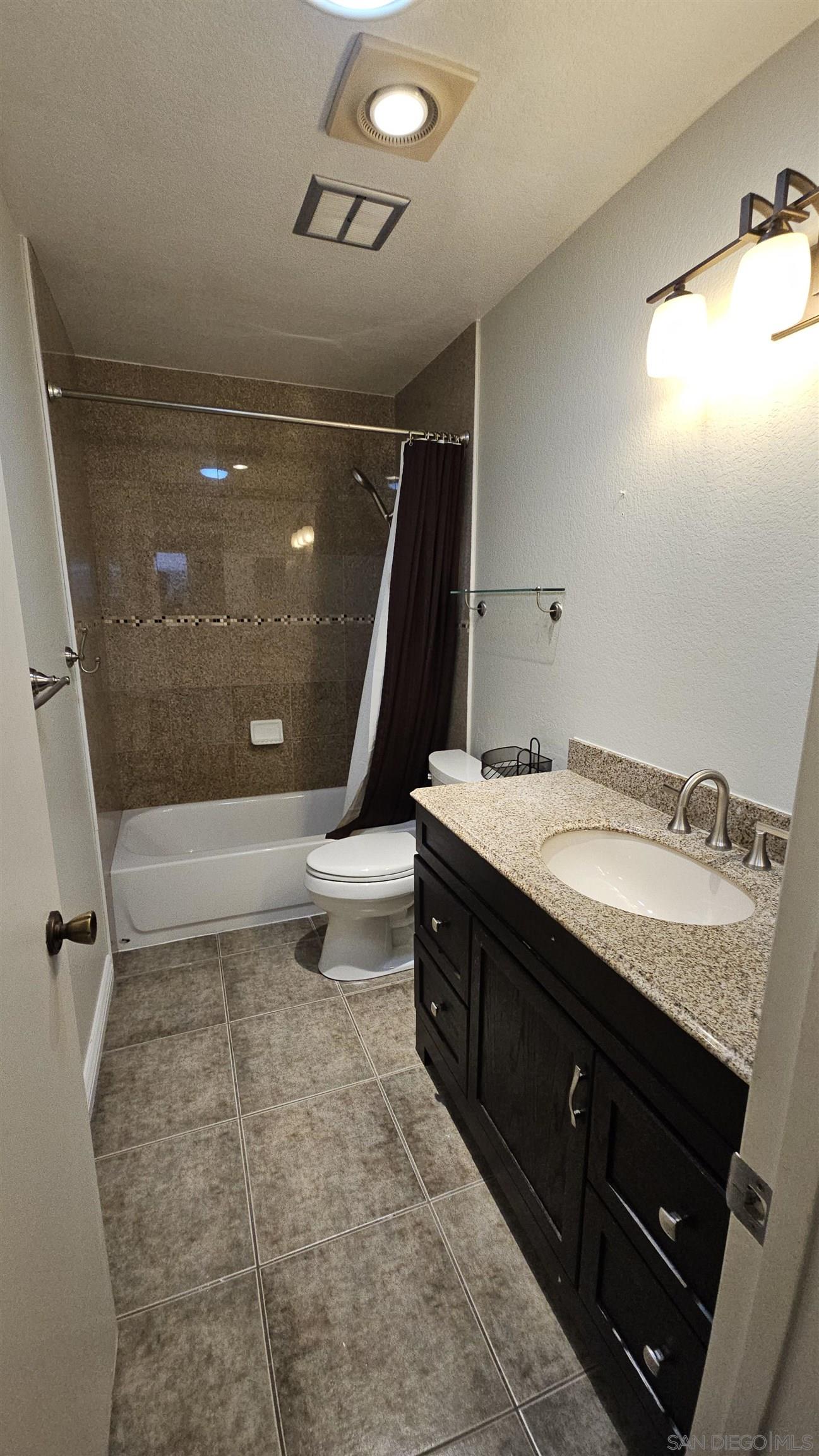 Detail Gallery Image 30 of 43 For 13079  War Bonnet St, San Diego,  CA 92129 - 4 Beds | 2 Baths