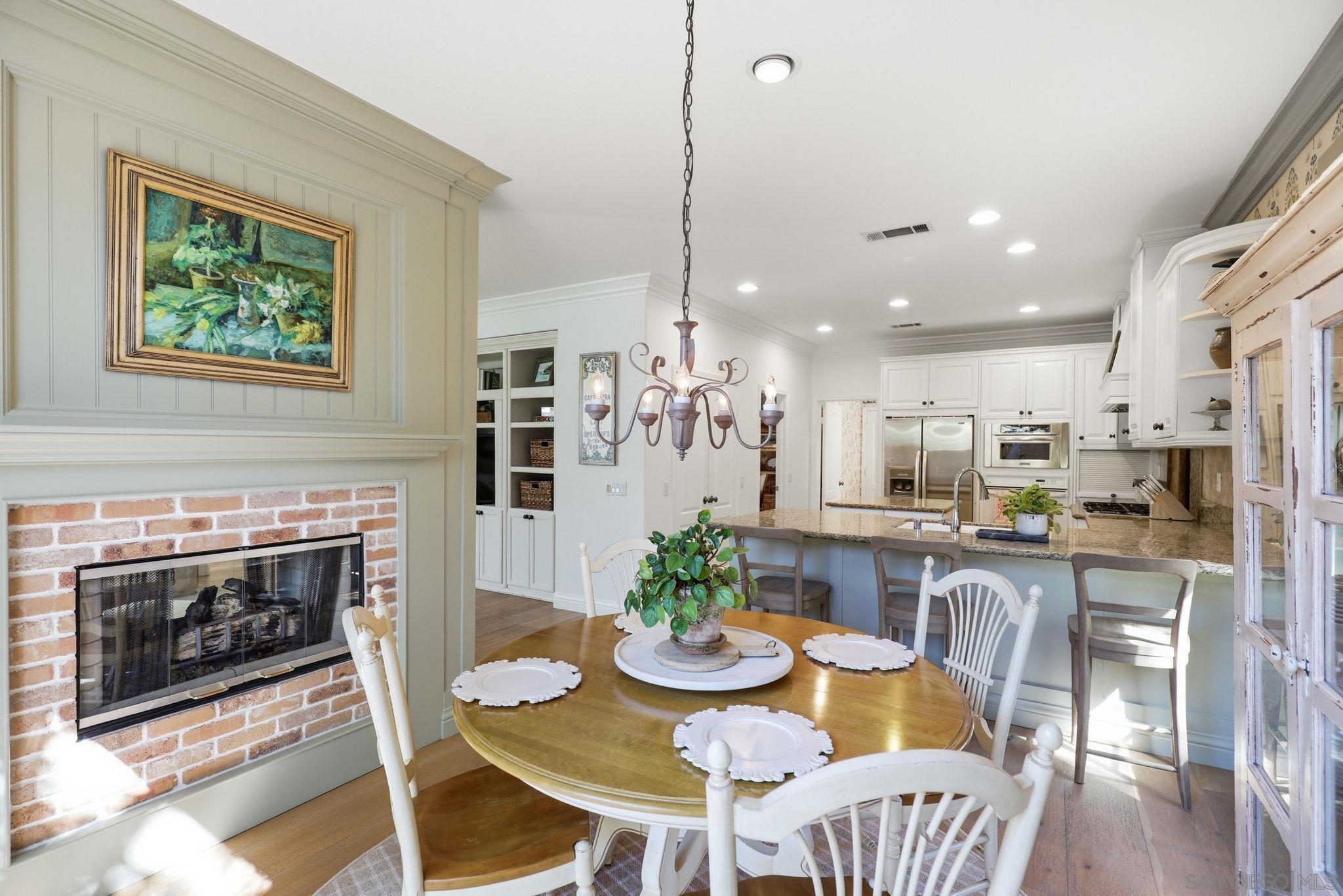 Detail Gallery Image 23 of 62 For 13248  Deer Canyon Place, San Diego,  CA 92129 - 5 Beds | 3 Baths