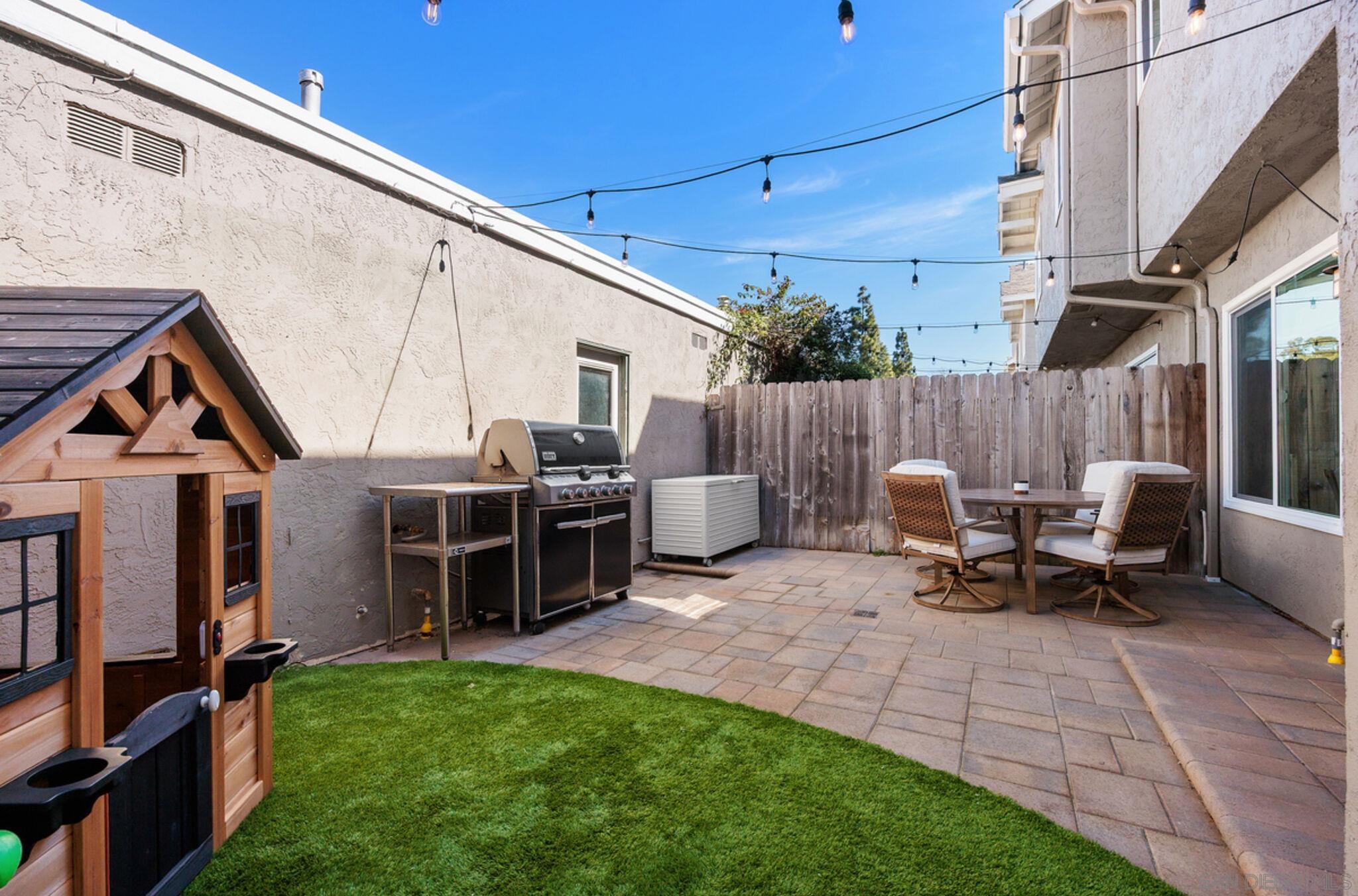 Detail Gallery Image 25 of 30 For 1971  Azure Way, Encinitas,  CA 92024 - 2 Beds | 2/1 Baths