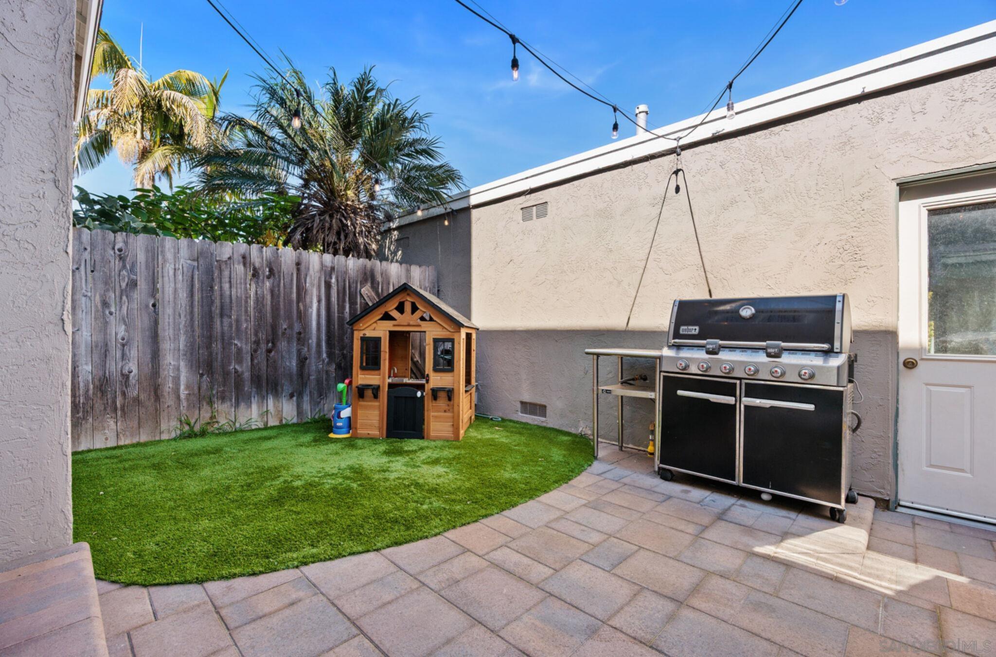 Detail Gallery Image 27 of 30 For 1971  Azure Way, Encinitas,  CA 92024 - 2 Beds | 2/1 Baths