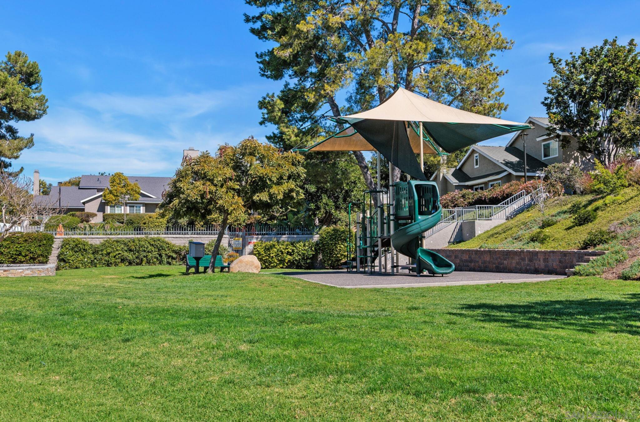 Detail Gallery Image 30 of 30 For 1971  Azure Way, Encinitas,  CA 92024 - 2 Beds | 2/1 Baths