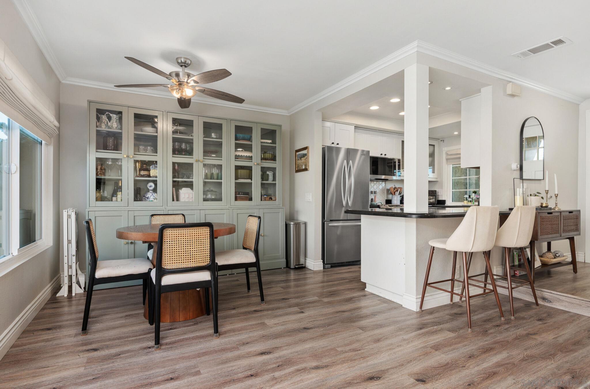 Detail Gallery Image 10 of 30 For 1971  Azure Way, Encinitas,  CA 92024 - 2 Beds | 2/1 Baths